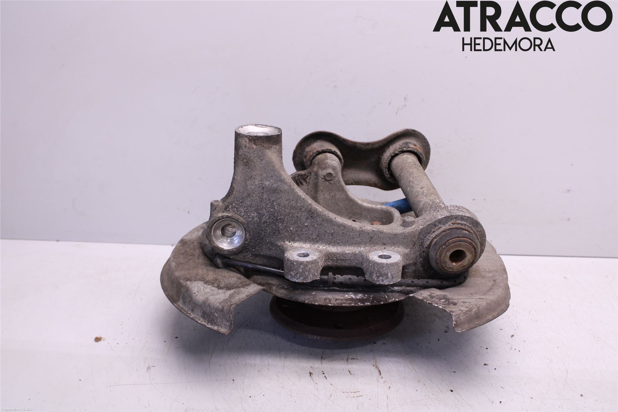 BMW 6 E63/64    02-10 Hjullagerhus-Spindel Vä B