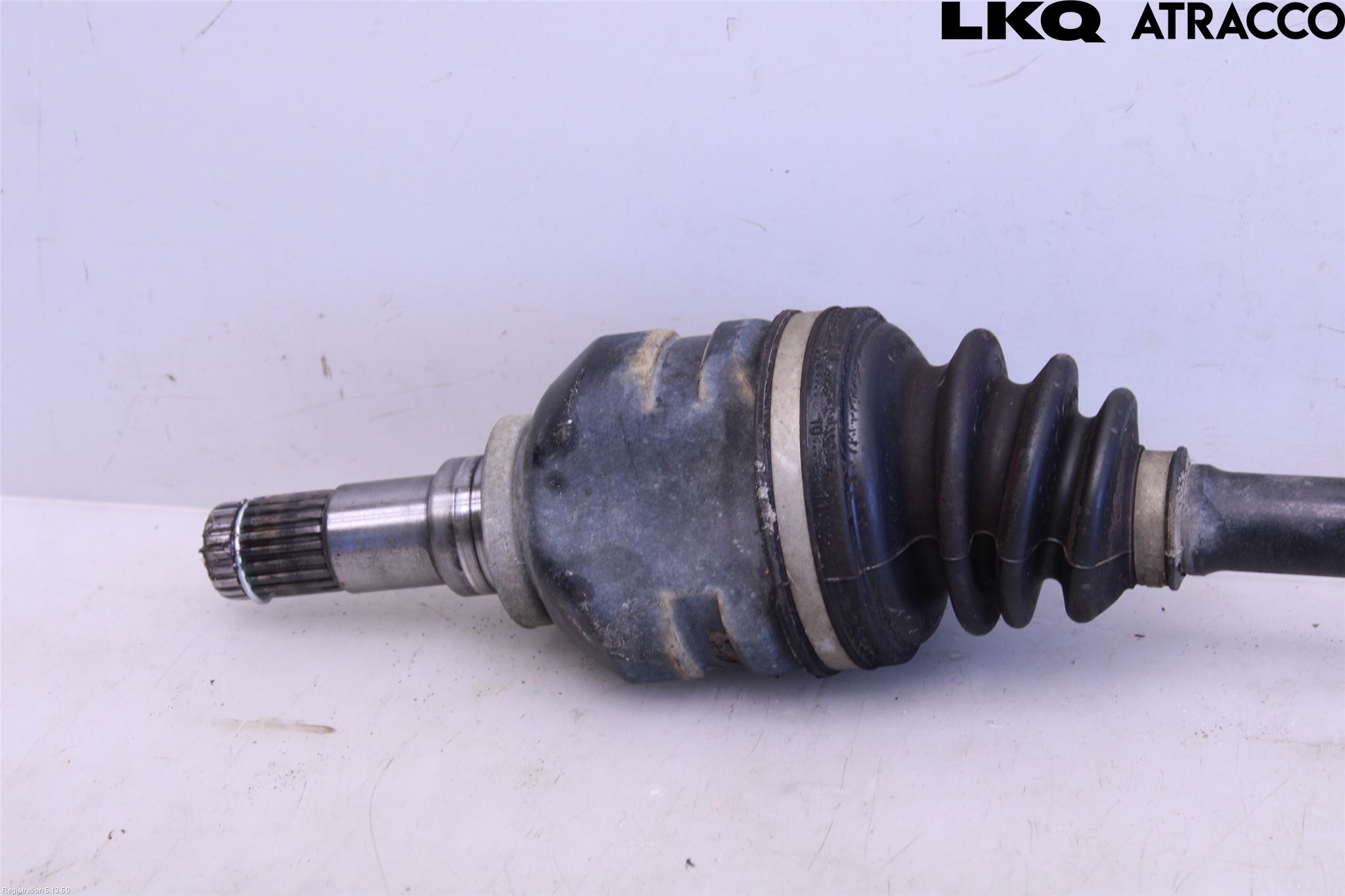 Toyota YARIS XP130 15-20 Drivaxel Fram Vänster