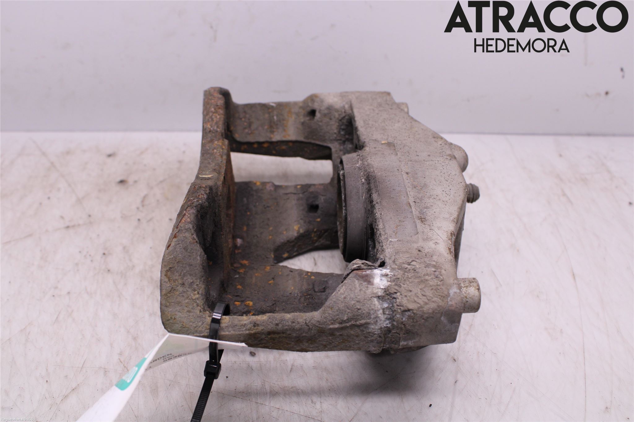 Volvo XC90 07-14 Bromsok Fram Vänster