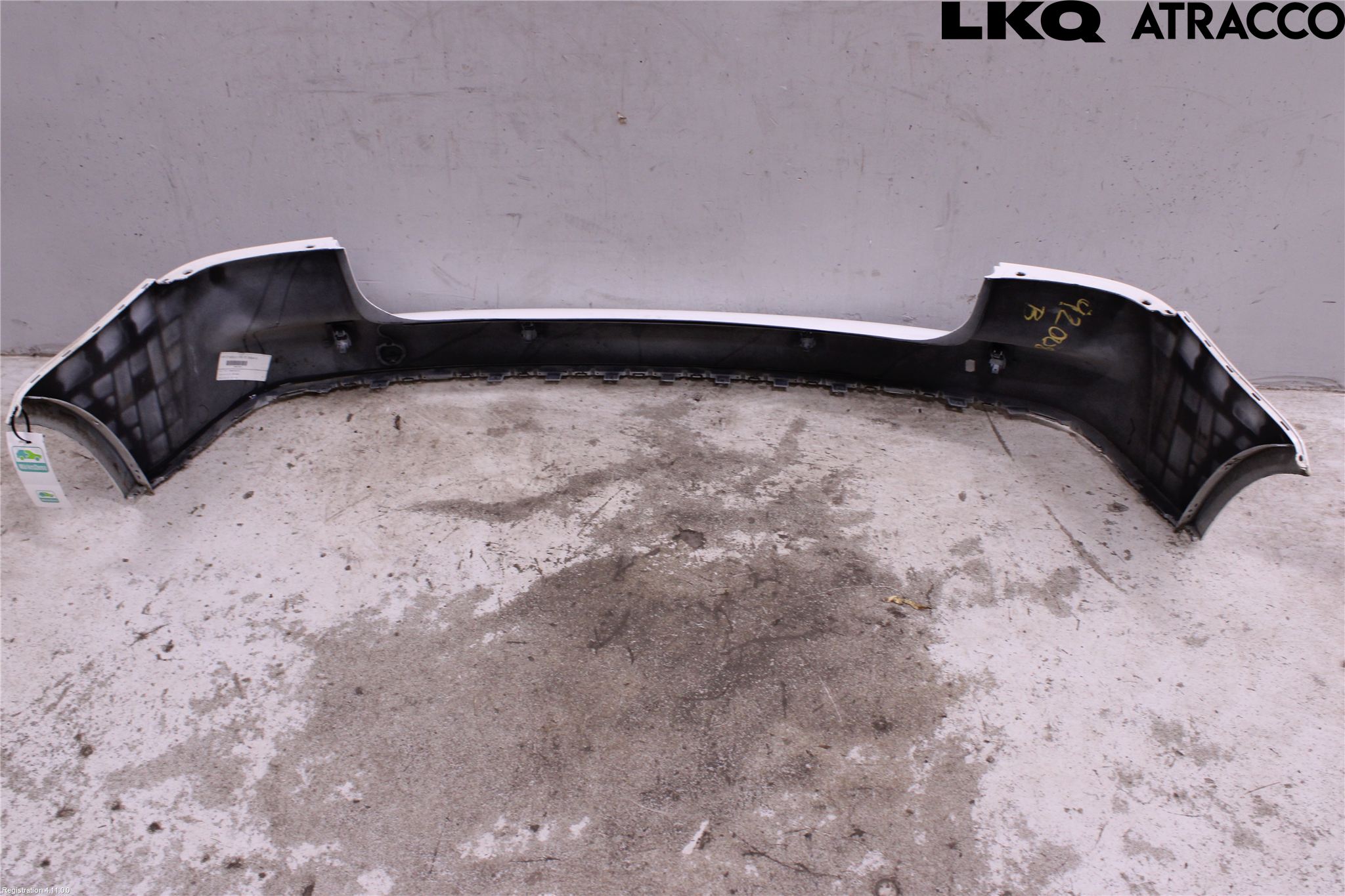 Volkswagen VW TOURAN 03-10 Stötfångarbeklädnad Bak