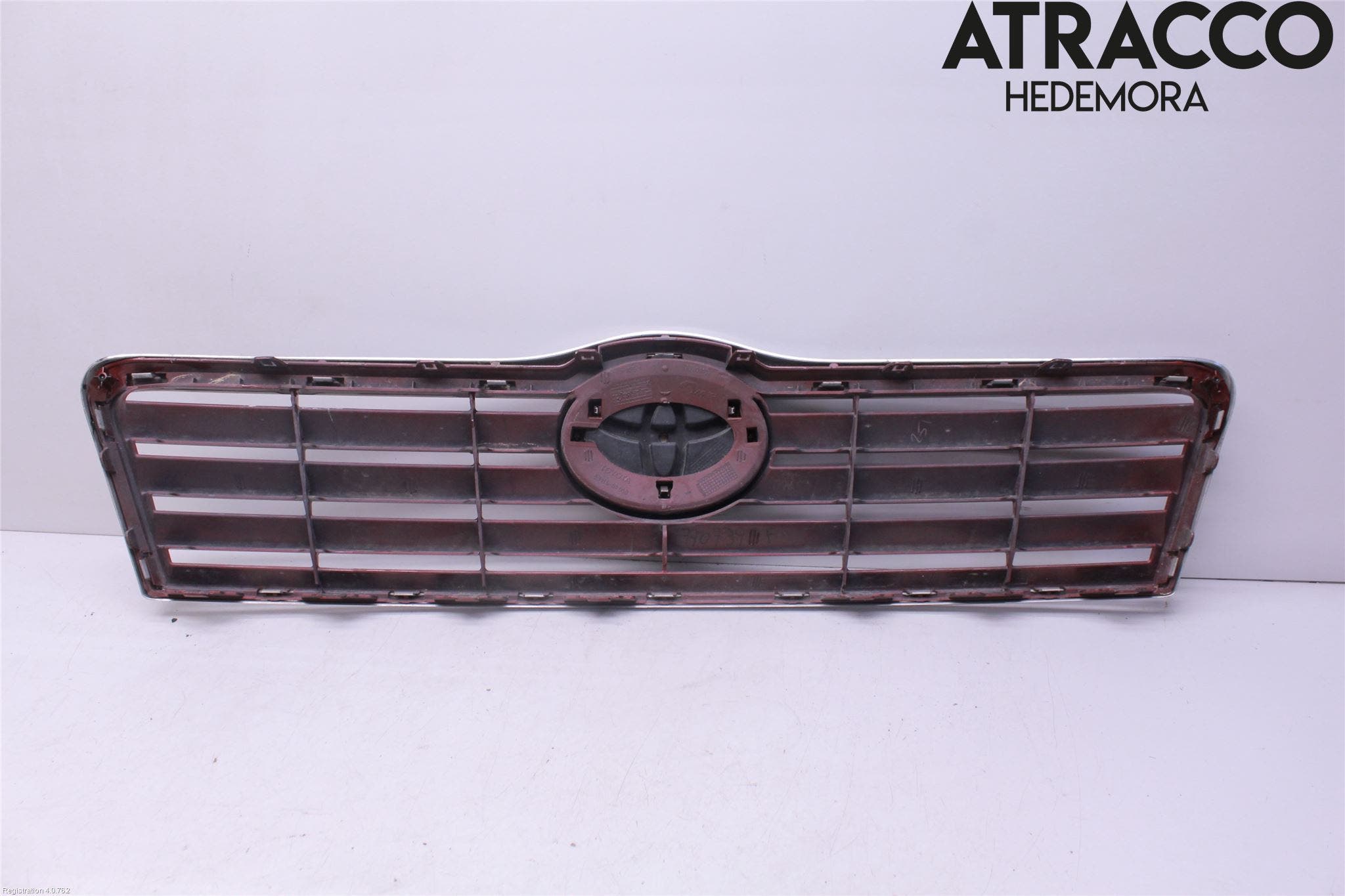 Toyota AVENSIS 03-06 Grill Komp