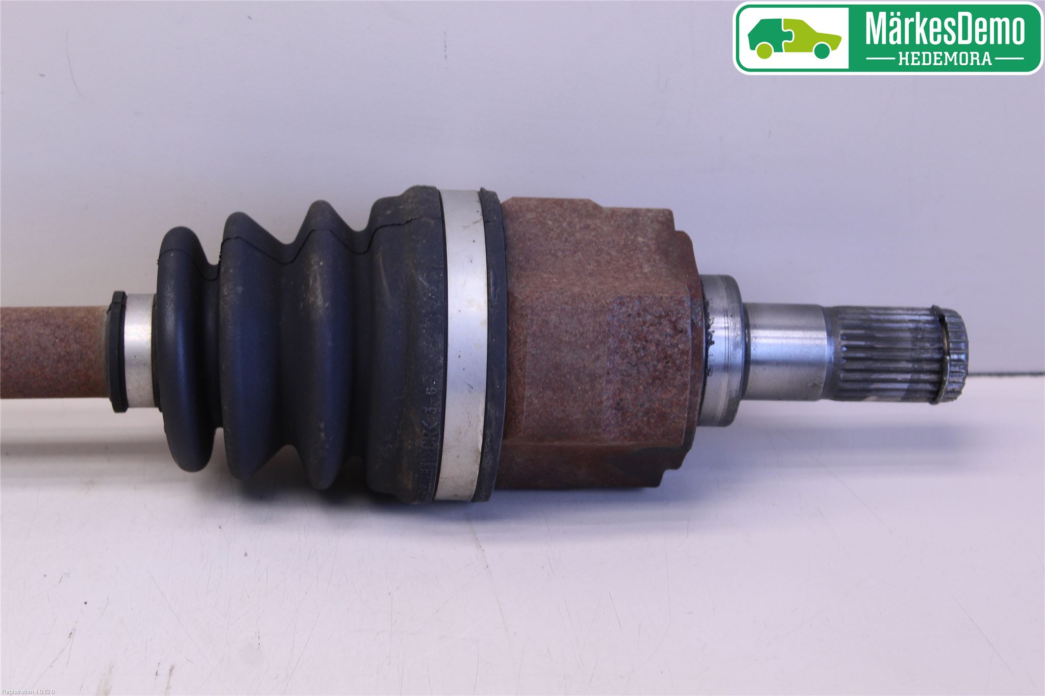 Hyundai i20 PB 09-14 Drivaxel Fram Höger