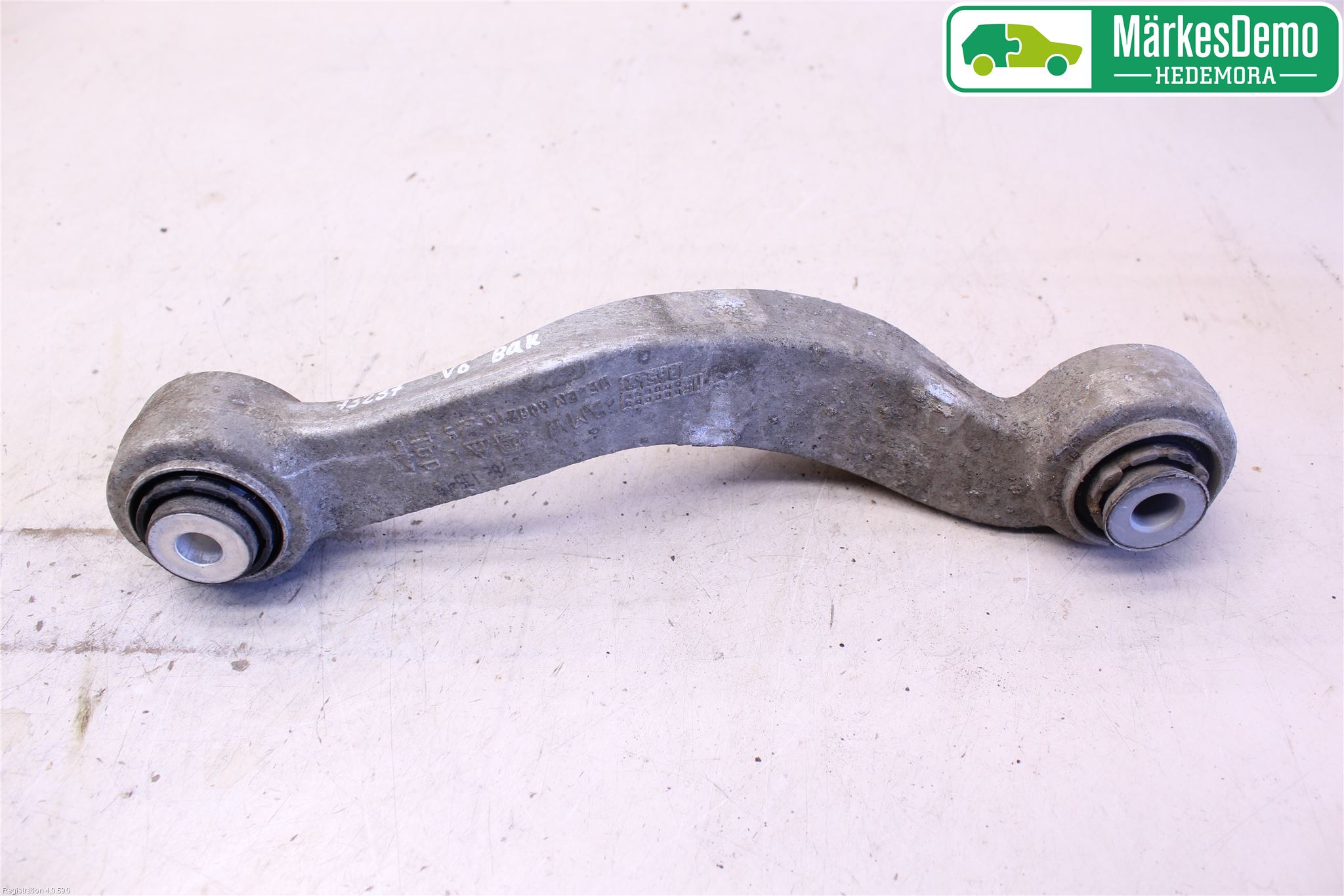 BMW 5 F10/F11/F18 09-17 Bärarm Bak Övre Vänster