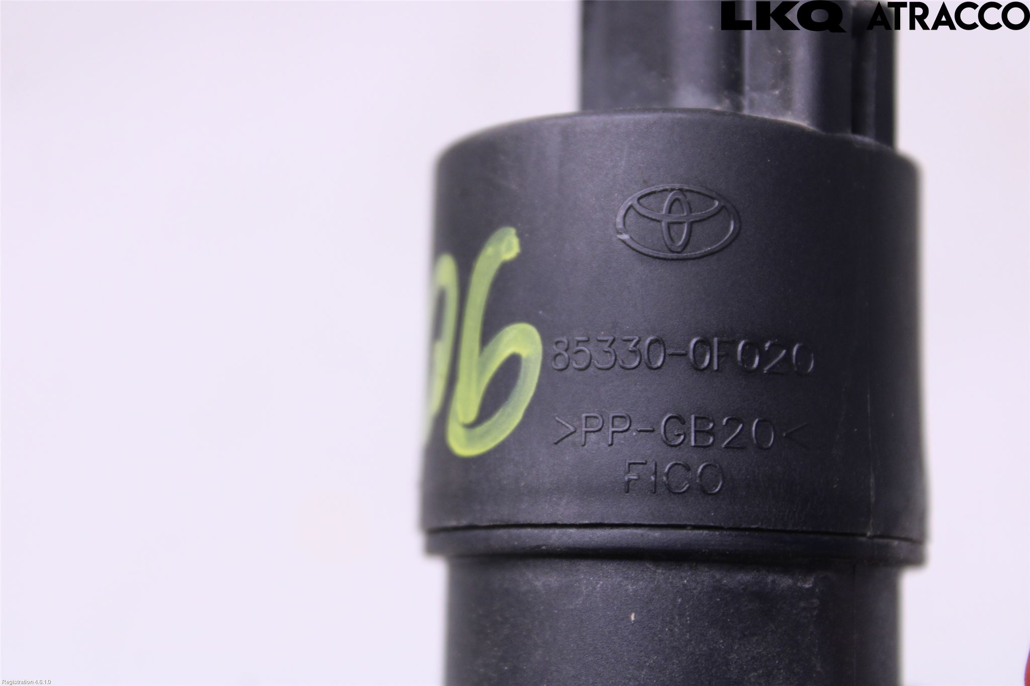 Toyota VERSO 09-18 Spolarpump Baklucka