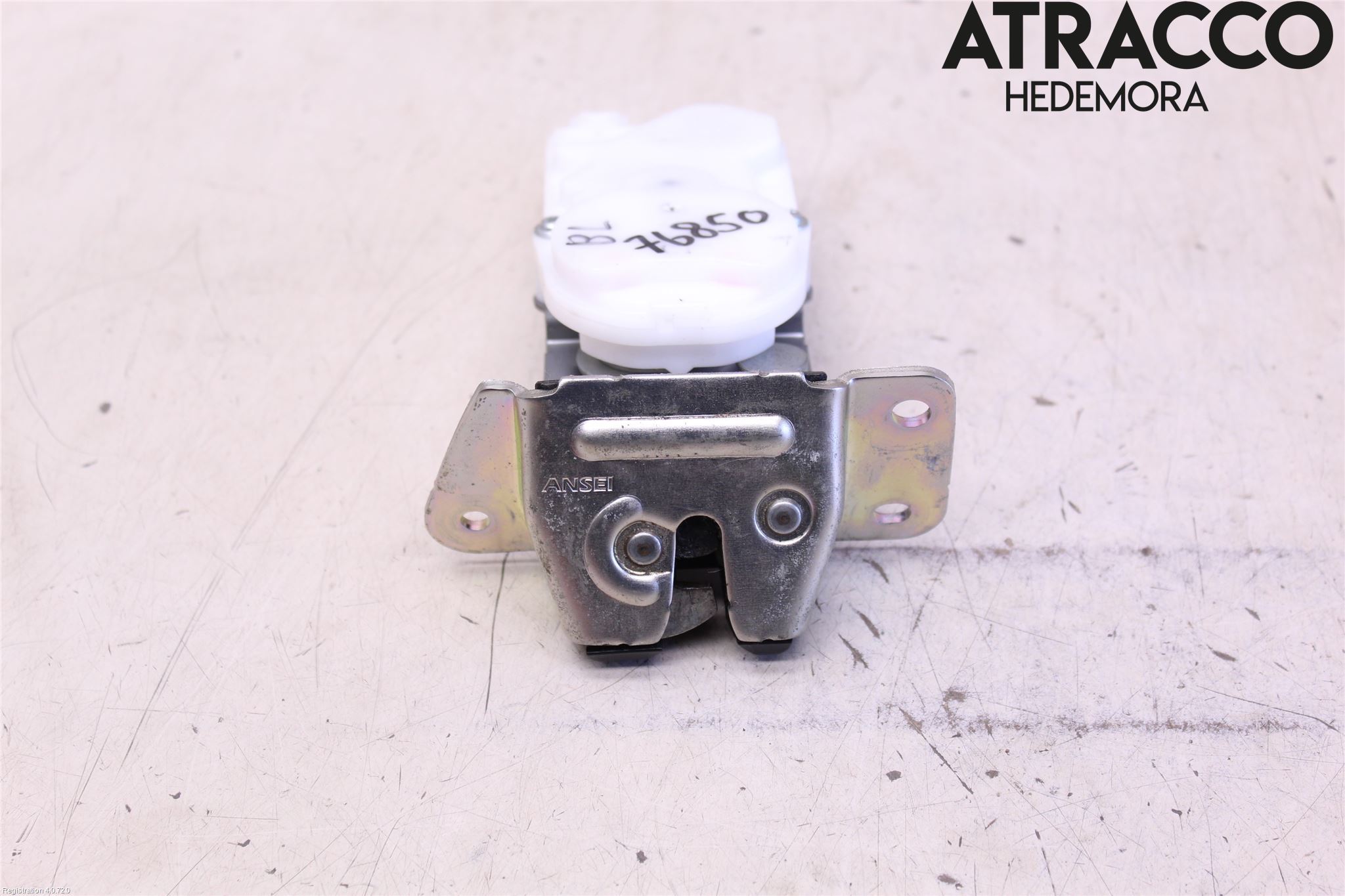 Mitsubishi OUTLANDER 07-12 Låskista Baklucka