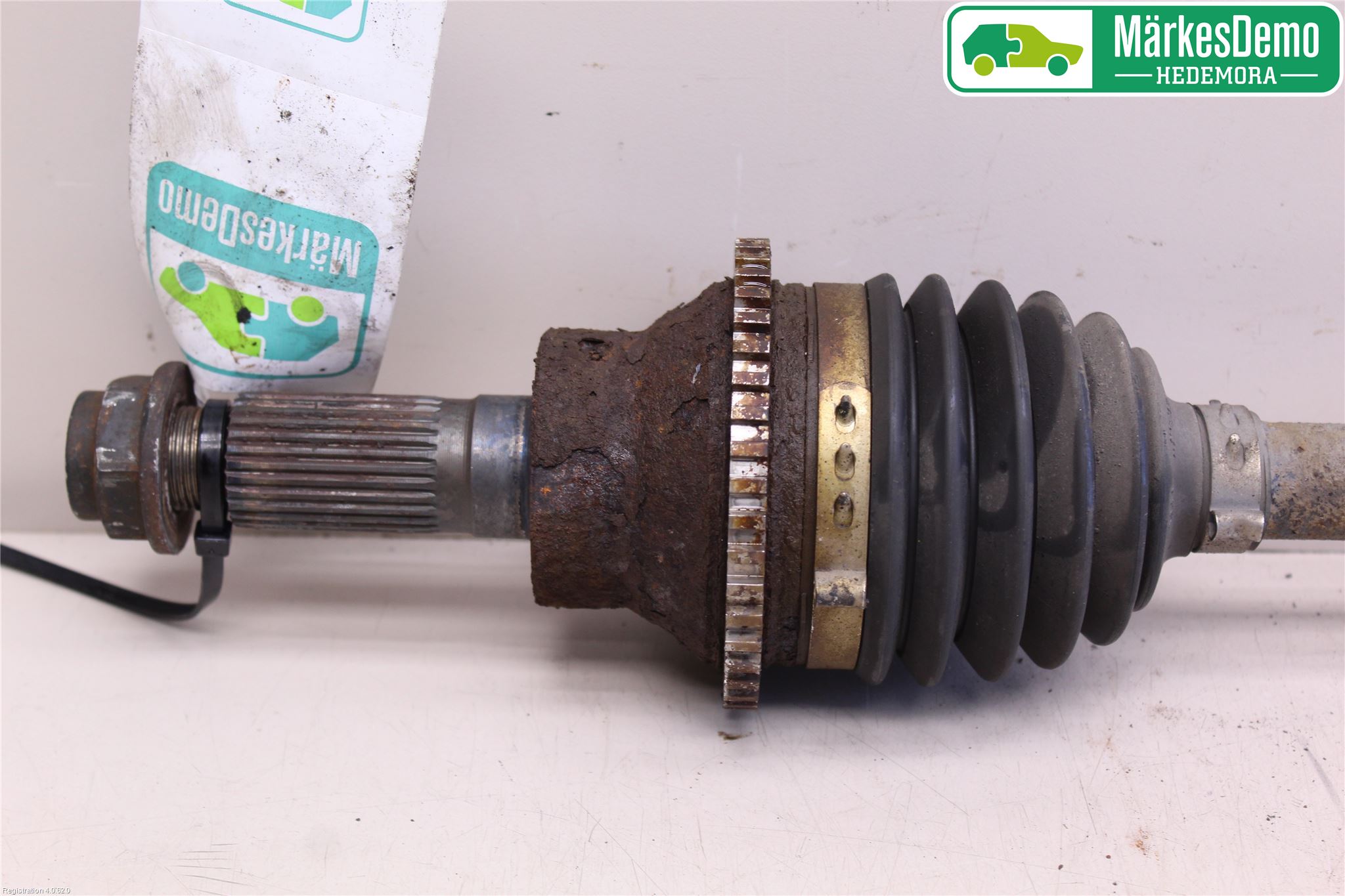 Mazda CX-7 Drivaxel Bak Vänster