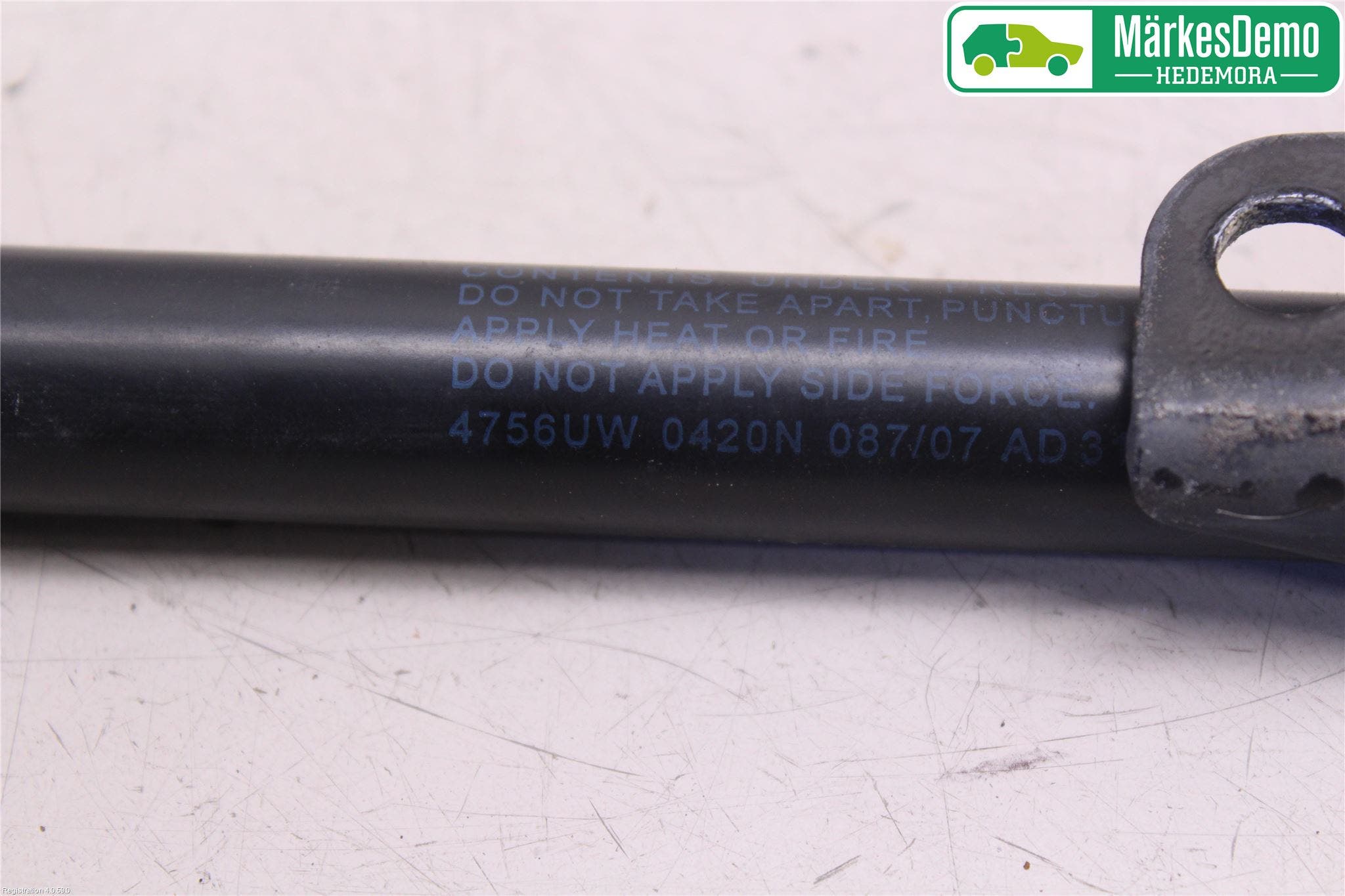 Suzuki SX4 06-09 Gasfjäder Baklucka