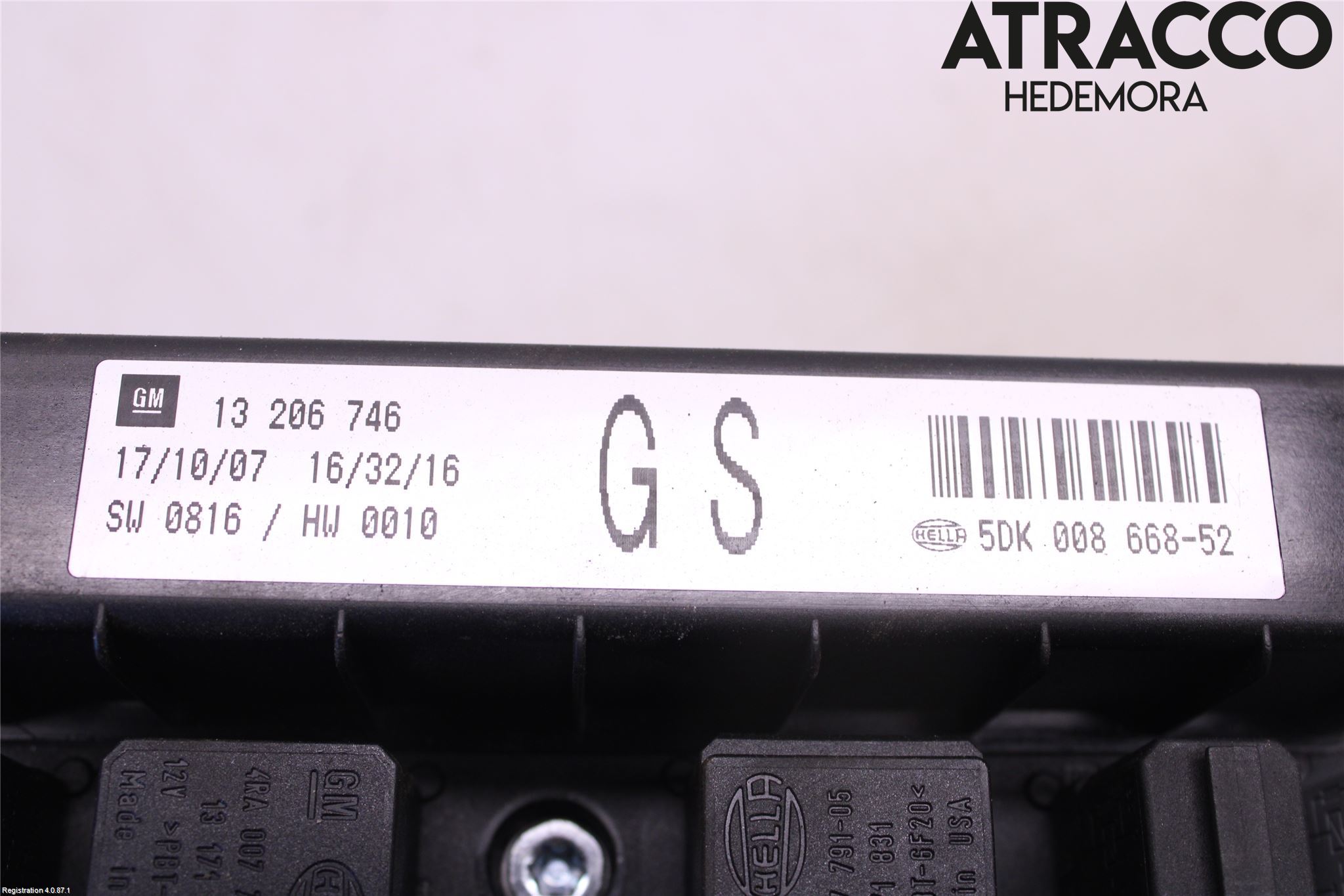 Opel ASTRA H 04-12 Säkringsdosa-Elcentral