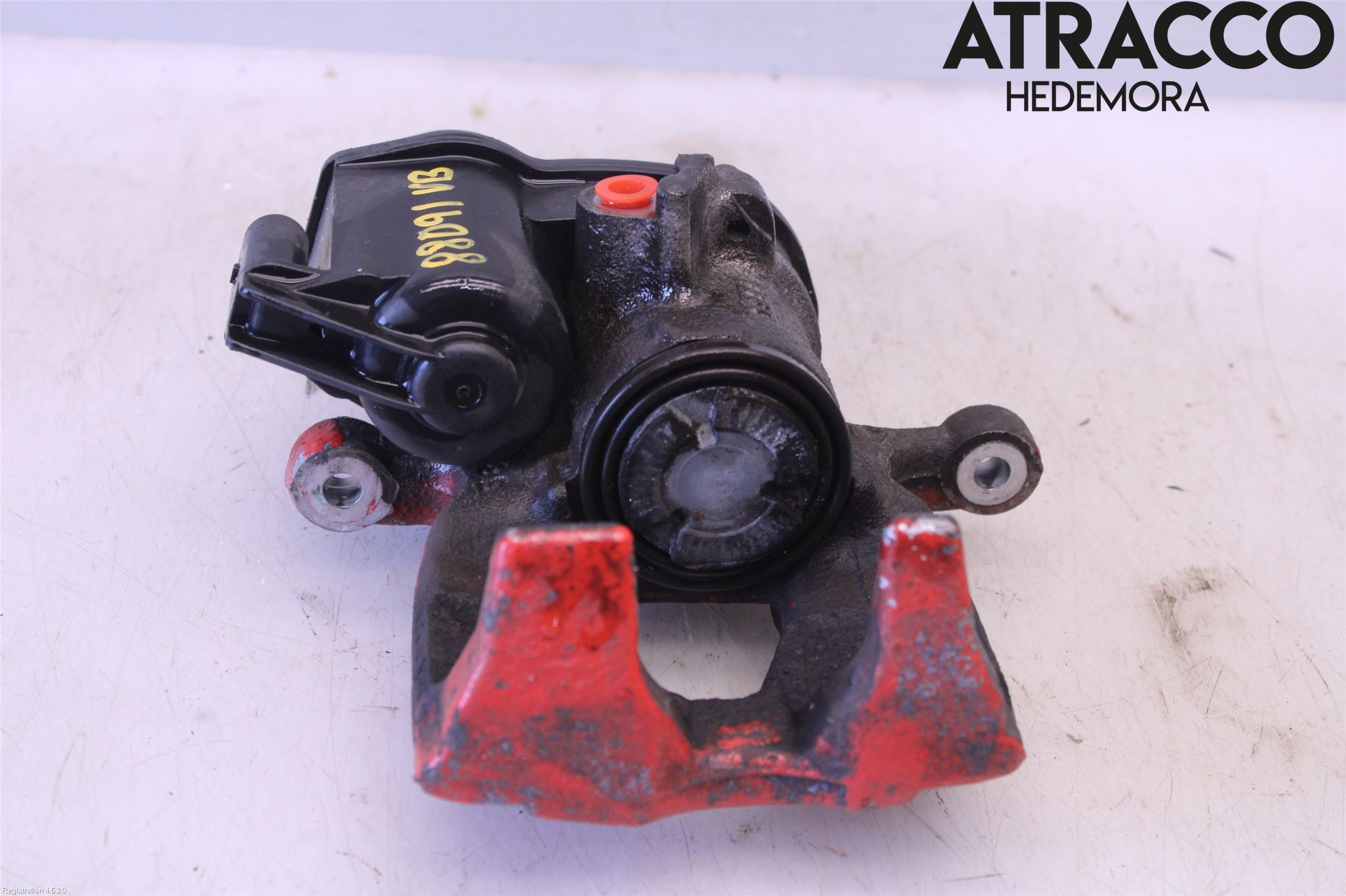 Audi A4/S4 B9 16-19 Bromsok Bak Vänster