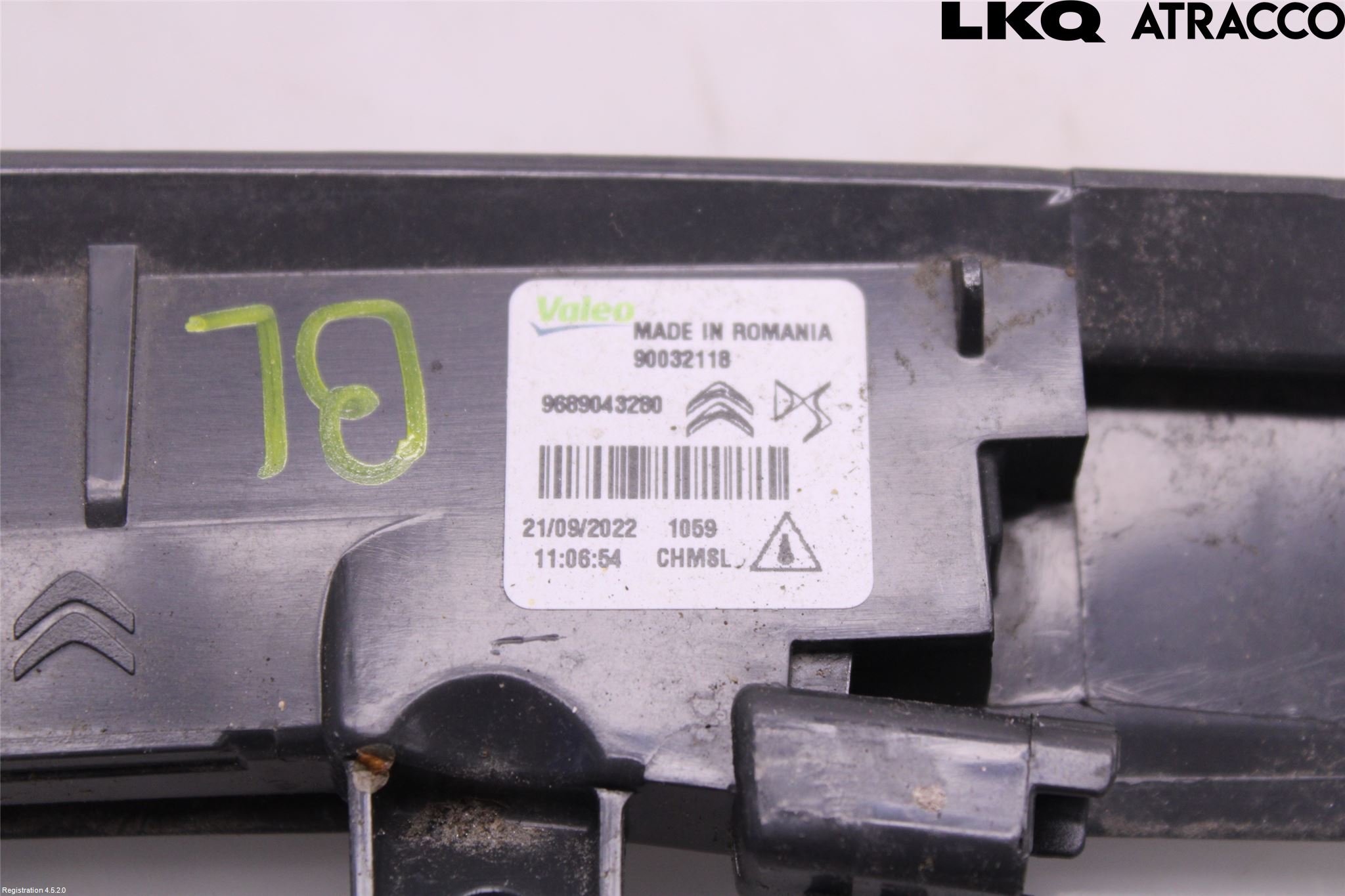 Opel CORSA F, CORSA-E 20- Bromsljus Bakruta