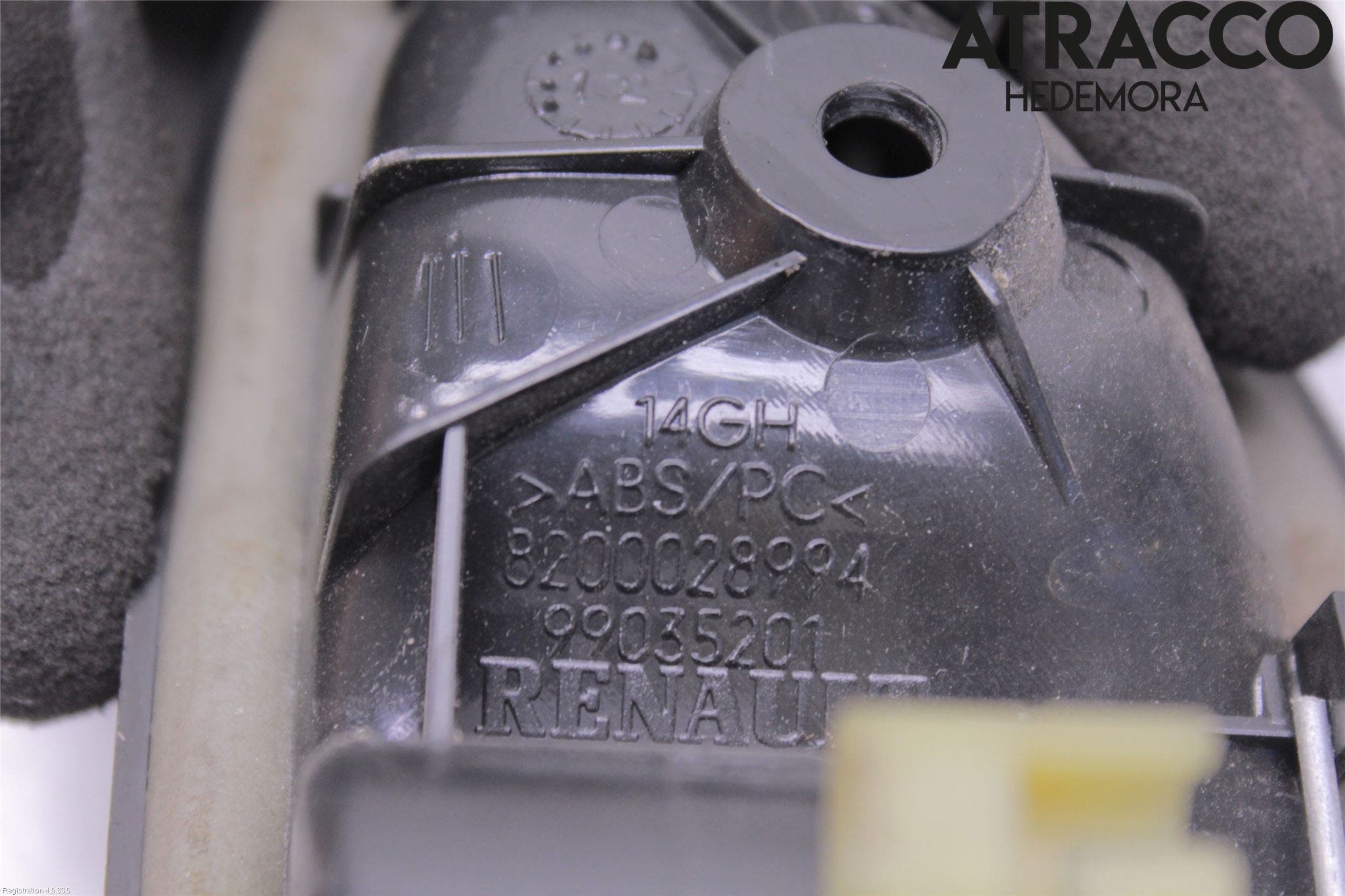 Opel VIVARO 01-14 Dörrhandtag Inre Vä