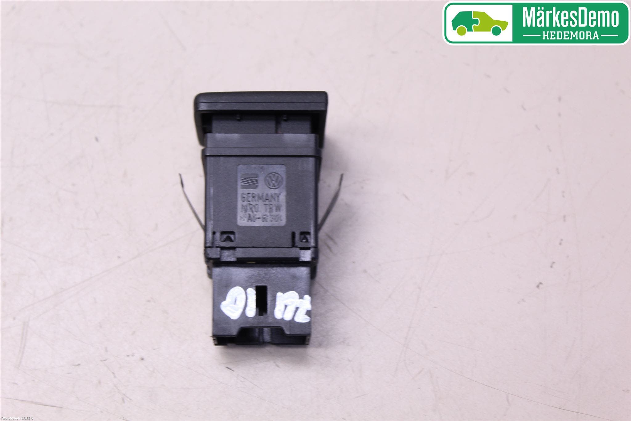 Volkswagen VW TRANSP/CARAVELLE (T5) 04-15 Strömställare Varnings