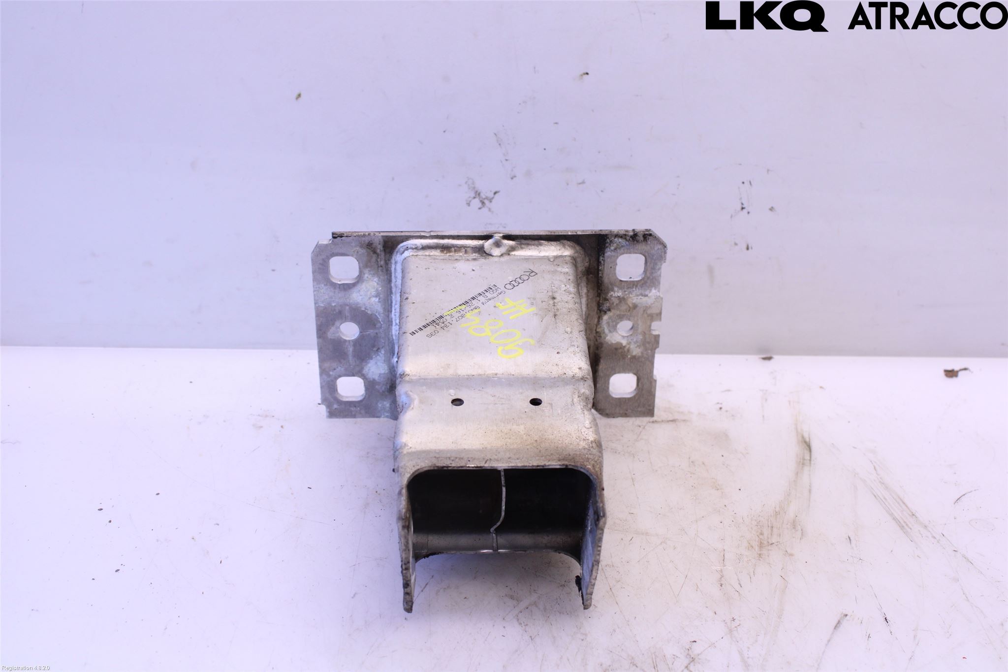 Audi A4/S4 B9 16-19 Stötfångarbärjärn Fram