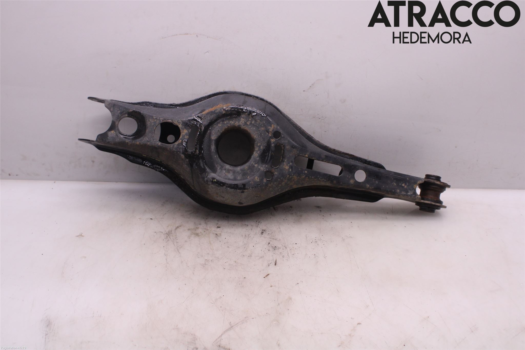 Toyota PRIUS (ZVW50) 16-21 Bärarm Bak Vänster