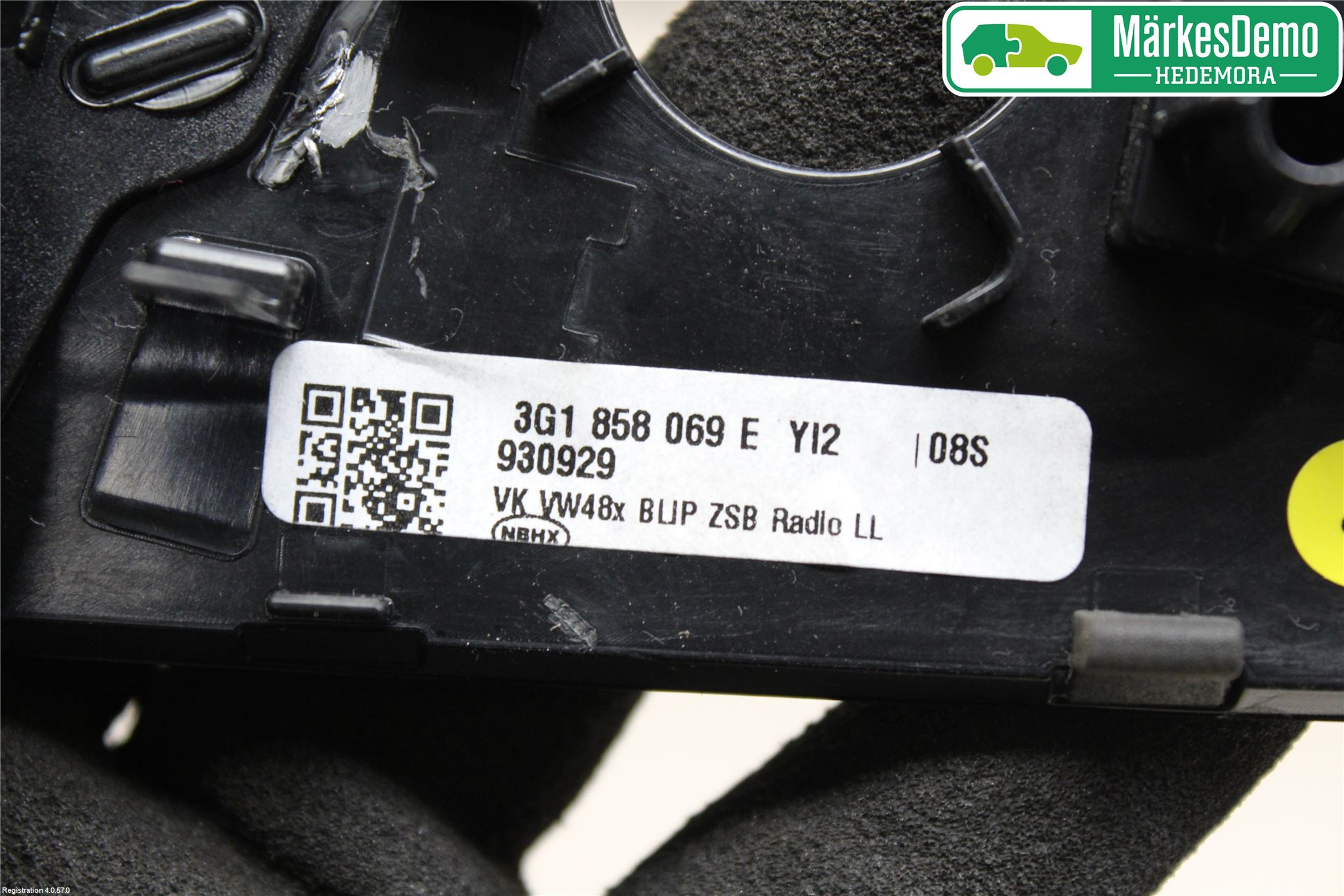 Volkswagen VW PASSAT 15-19 Instrument-Radio Sarg