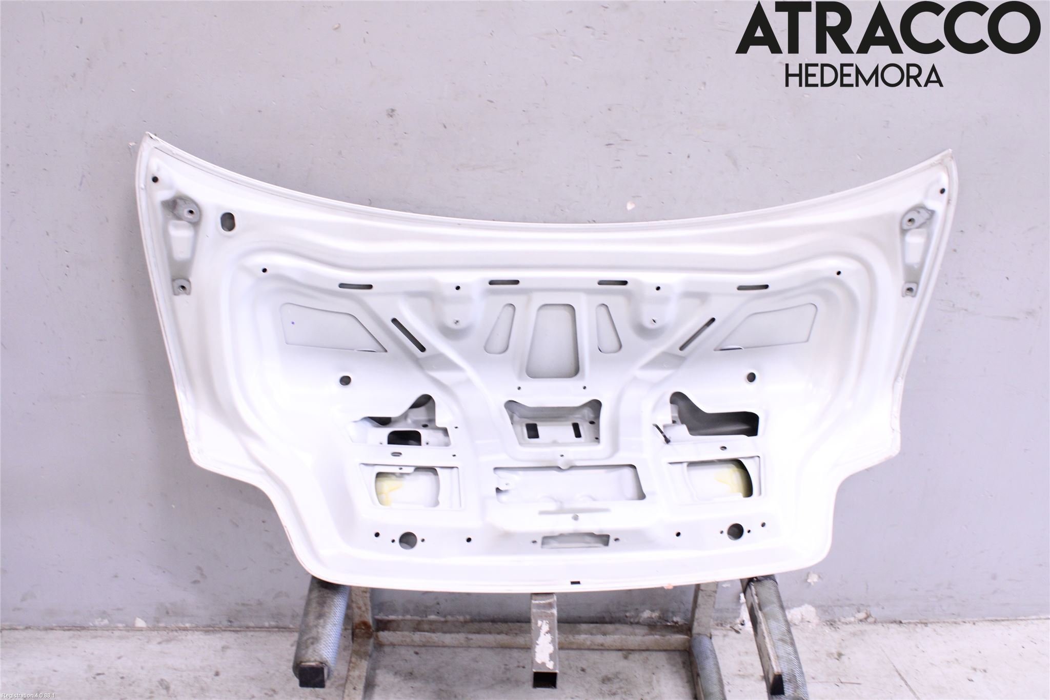 BMW 1 E82/88 Coupé/Cab 06-13 Baklucka (Ej Med Ruta)