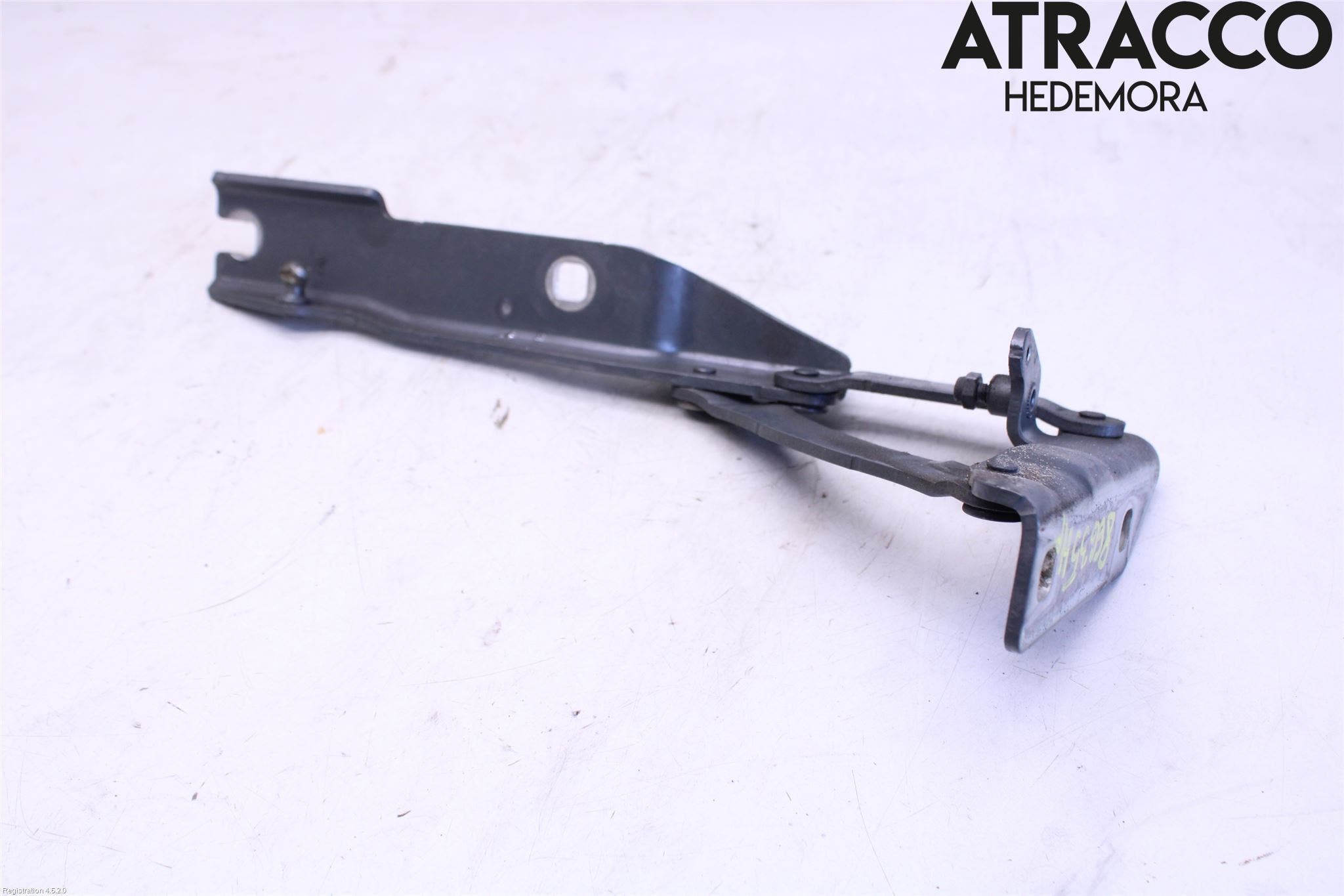 BMW 5 E60/61 Sed/Tou 02-10 Huvgångjärn