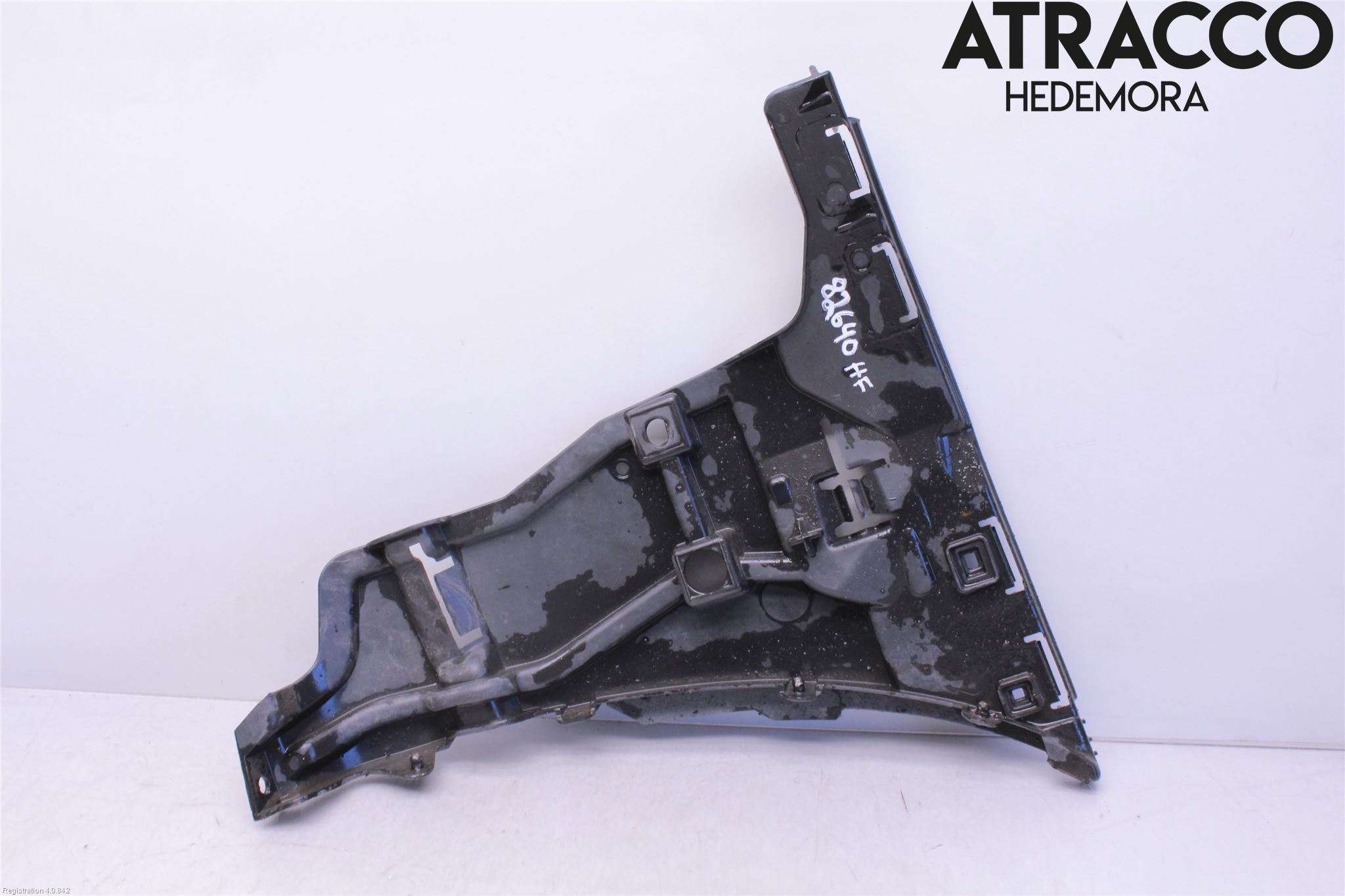 Volvo V70 05-08 Stötfångarfäste Fram Hö