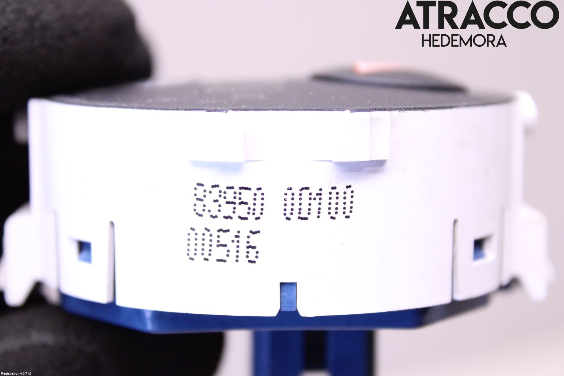 Toyota YARIS XP130 15-20 Strömställare Varnings