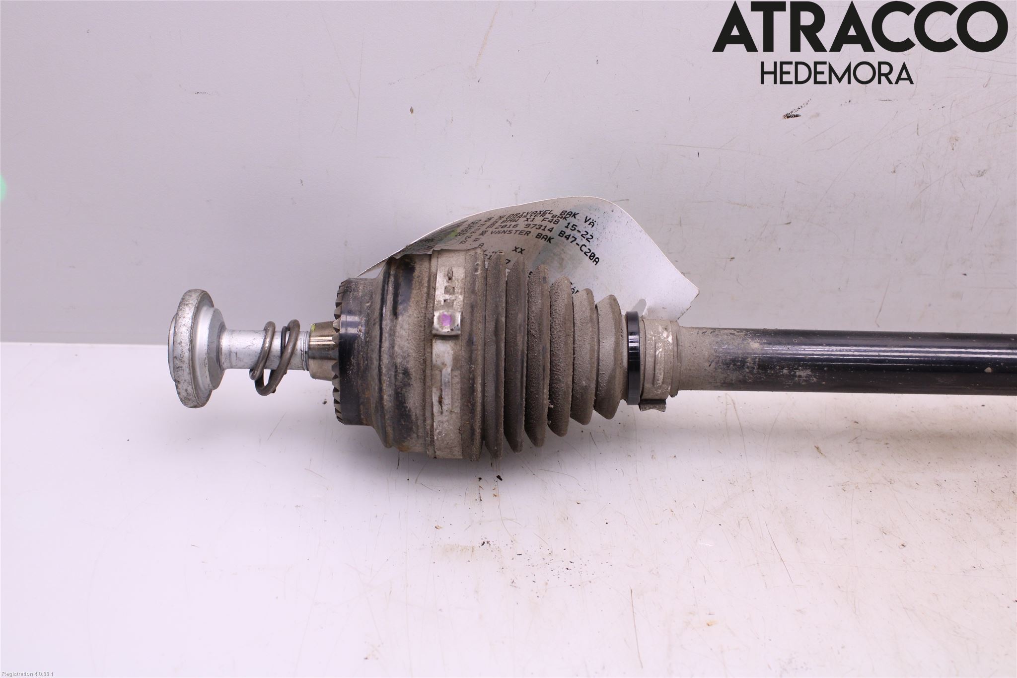 BMW X1 F48 15-22 Drivaxel Bak Vänster