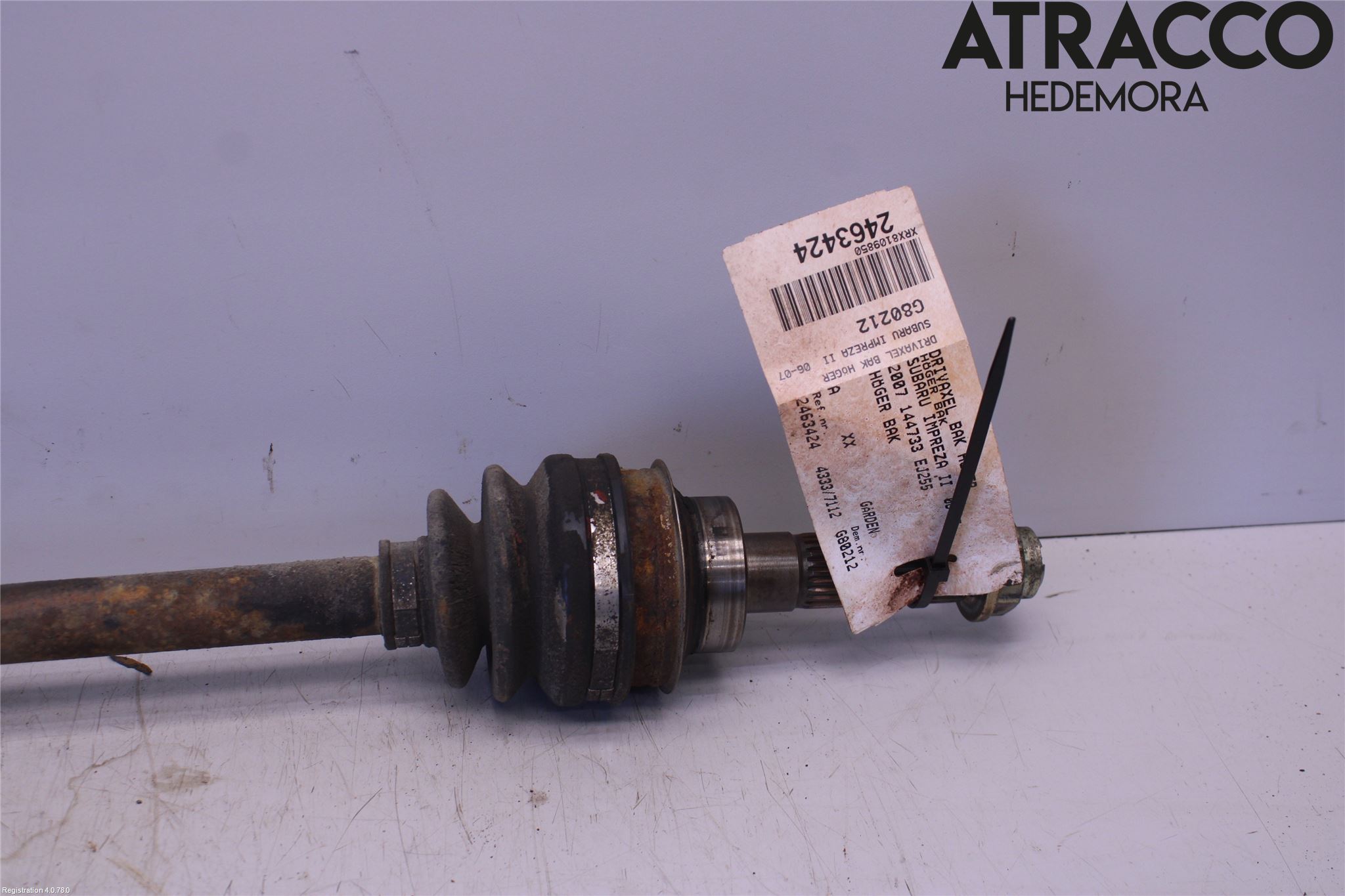 Subaru IMPREZA II  06-07 Drivaxel Bak Höger