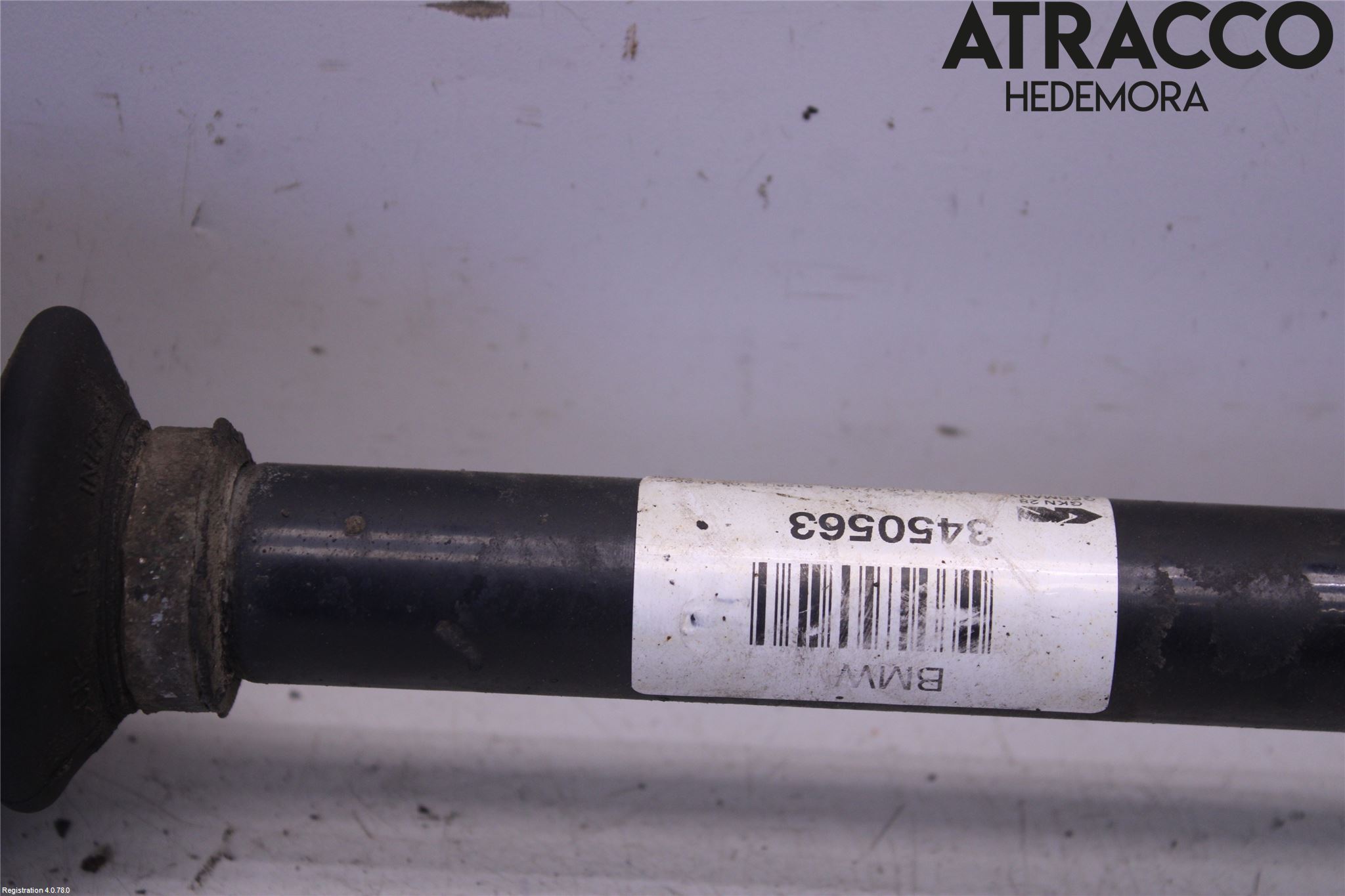 BMW X3 E83     03-10 Drivaxel Fram Vänster