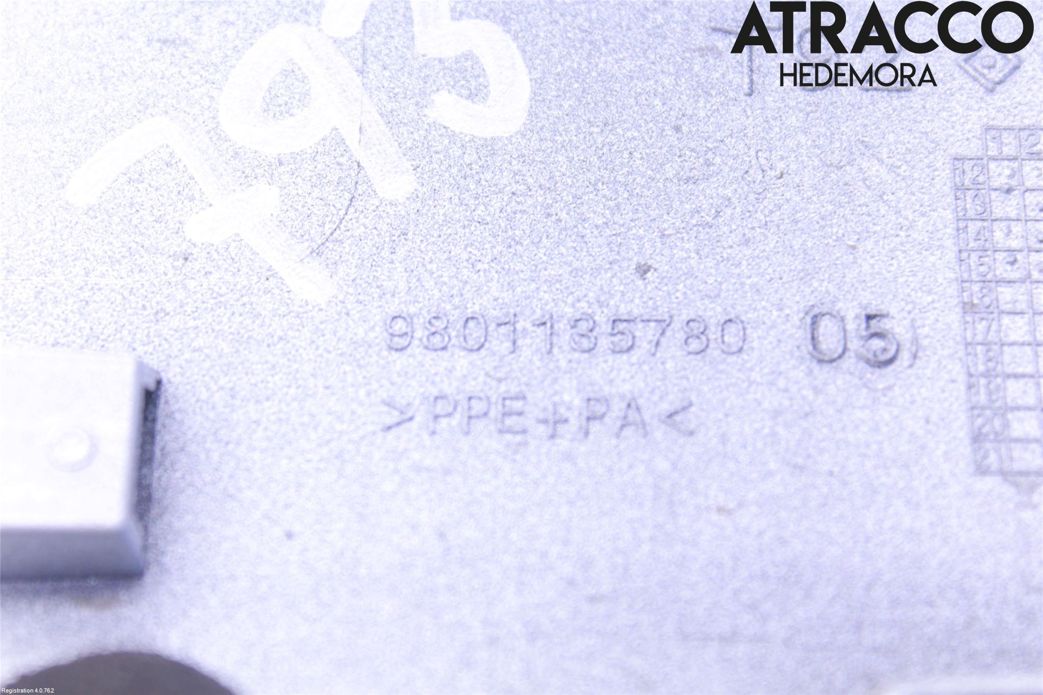 Peugeot 308 14-21 Tanklucka