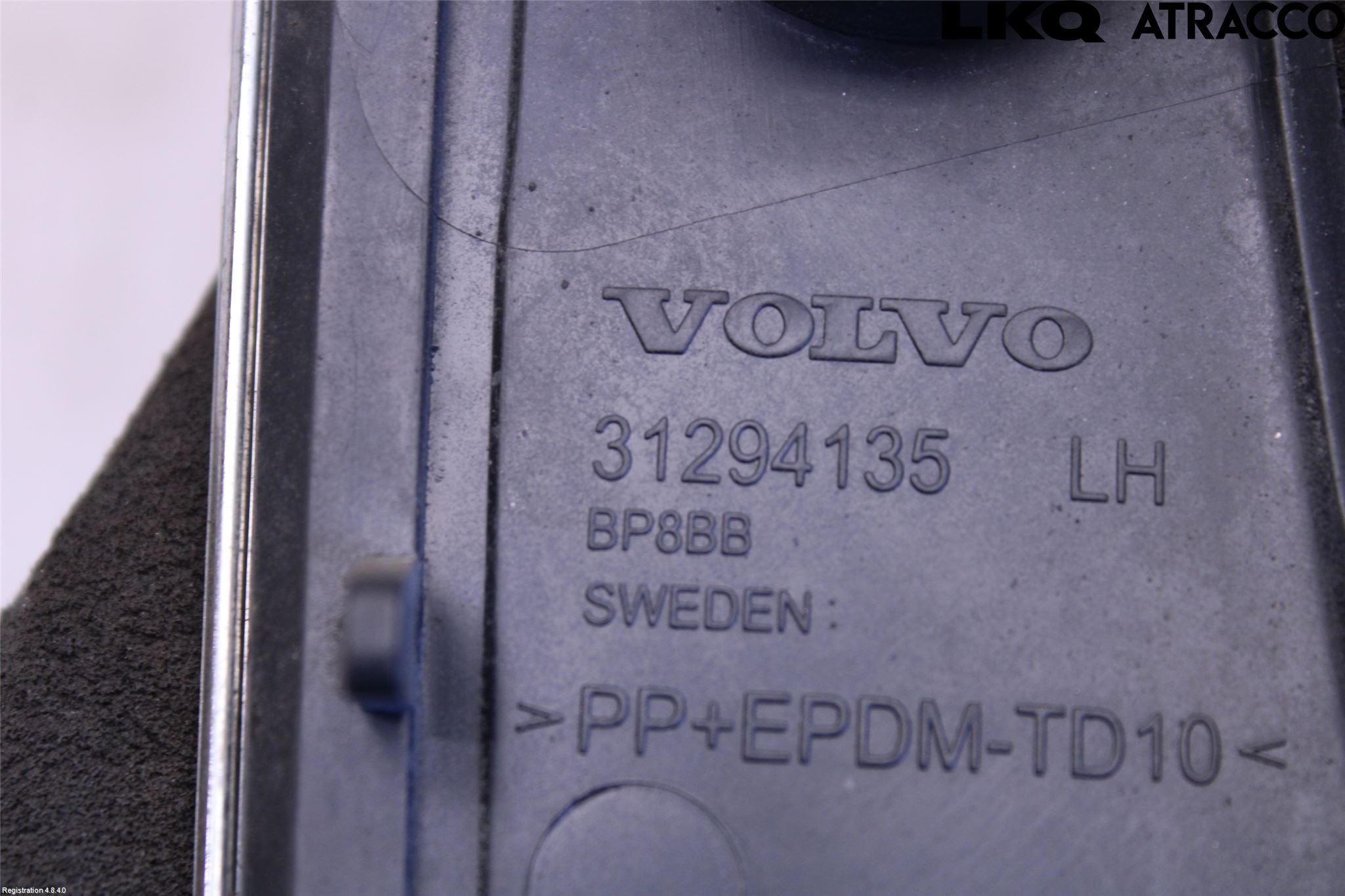 Volvo V60 11-13 Grilldel Vänster