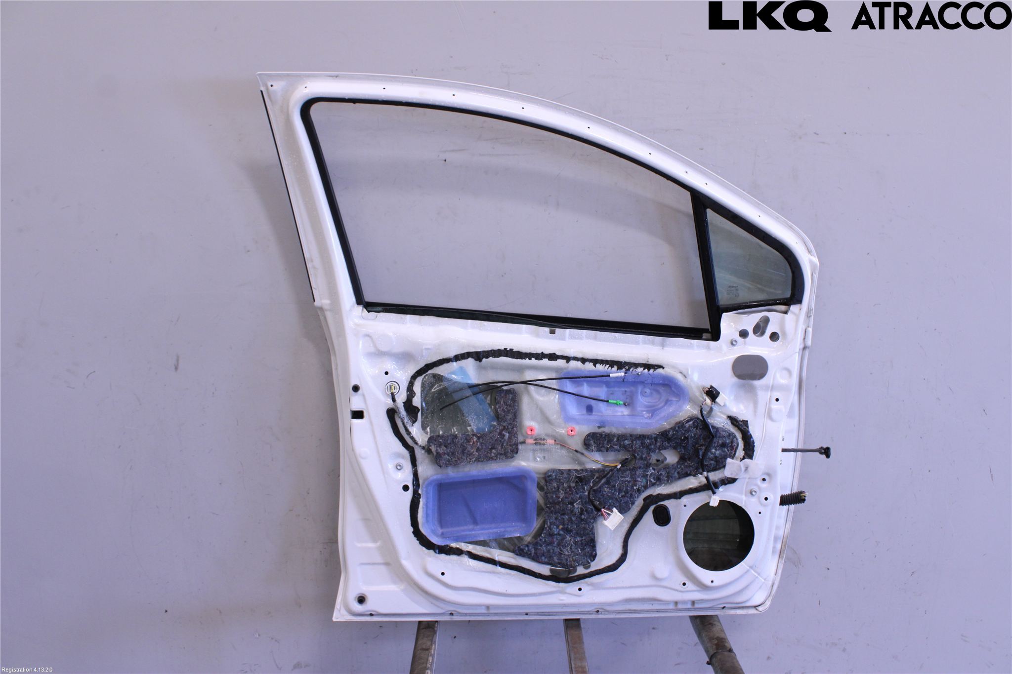 Toyota YARIS XP130 15-20 Dörr Fram Vänster
