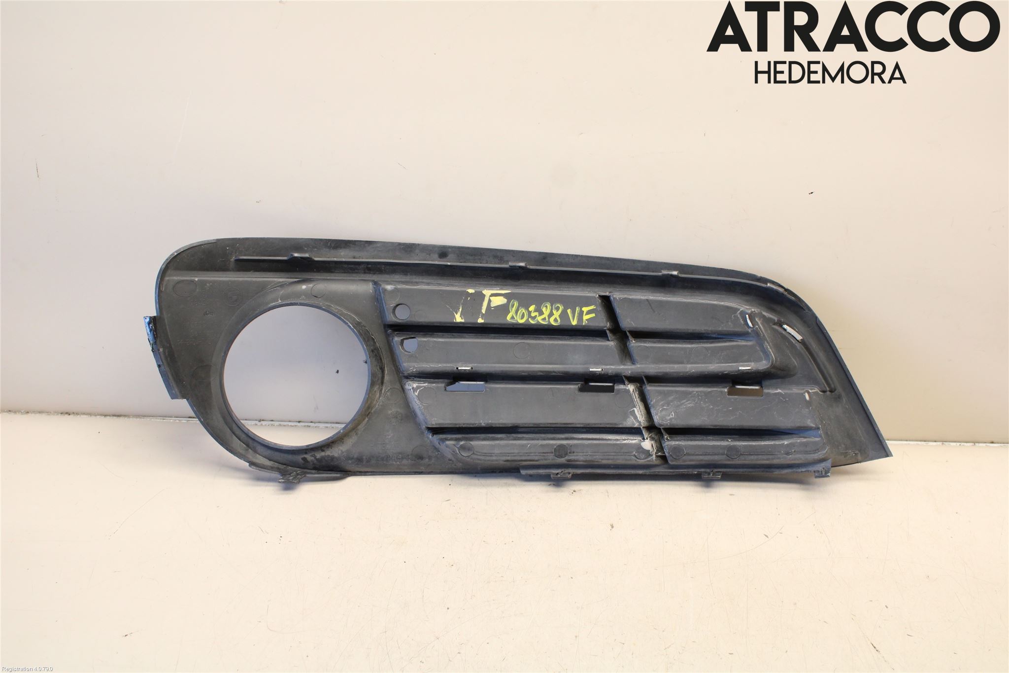 BMW 5 F10/F11/F18 09-17 Dimljussarg Fram