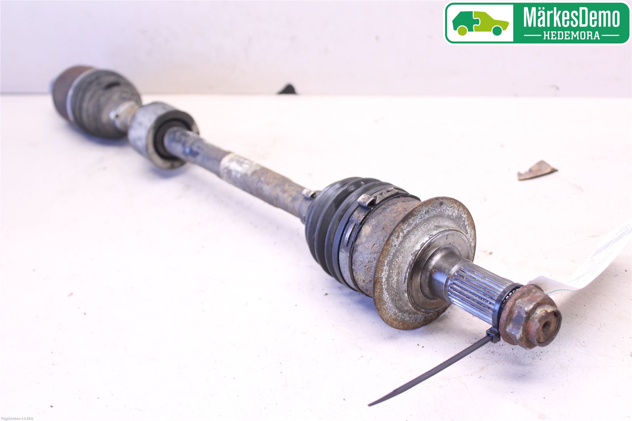 Suzuki SX4 06-09 Drivaxel Fram Höger