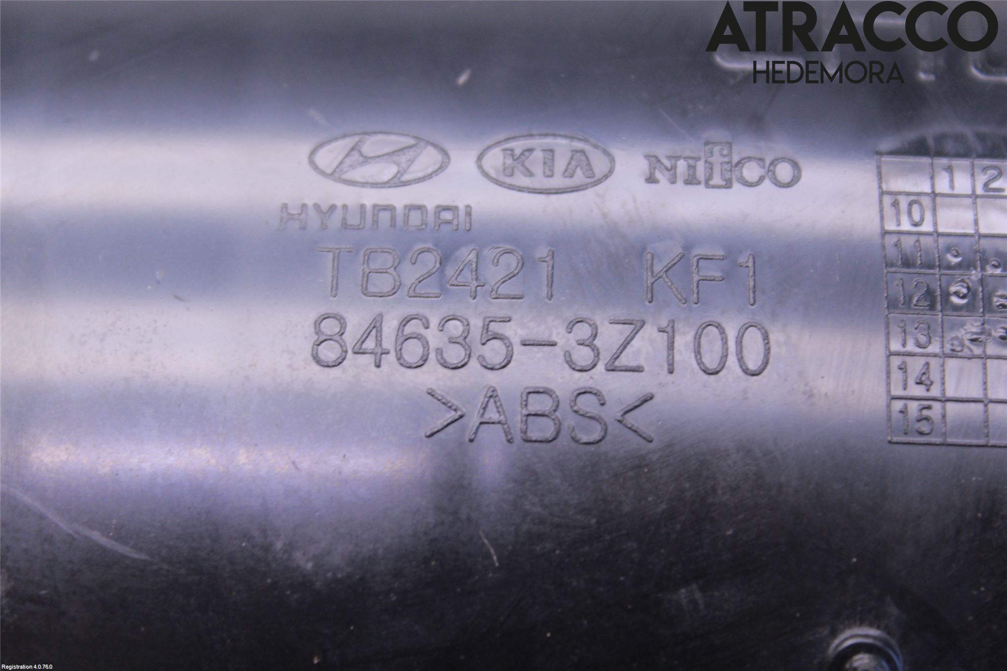 Hyundai i40 16-18 Instrumentbräda Förvaringsfack