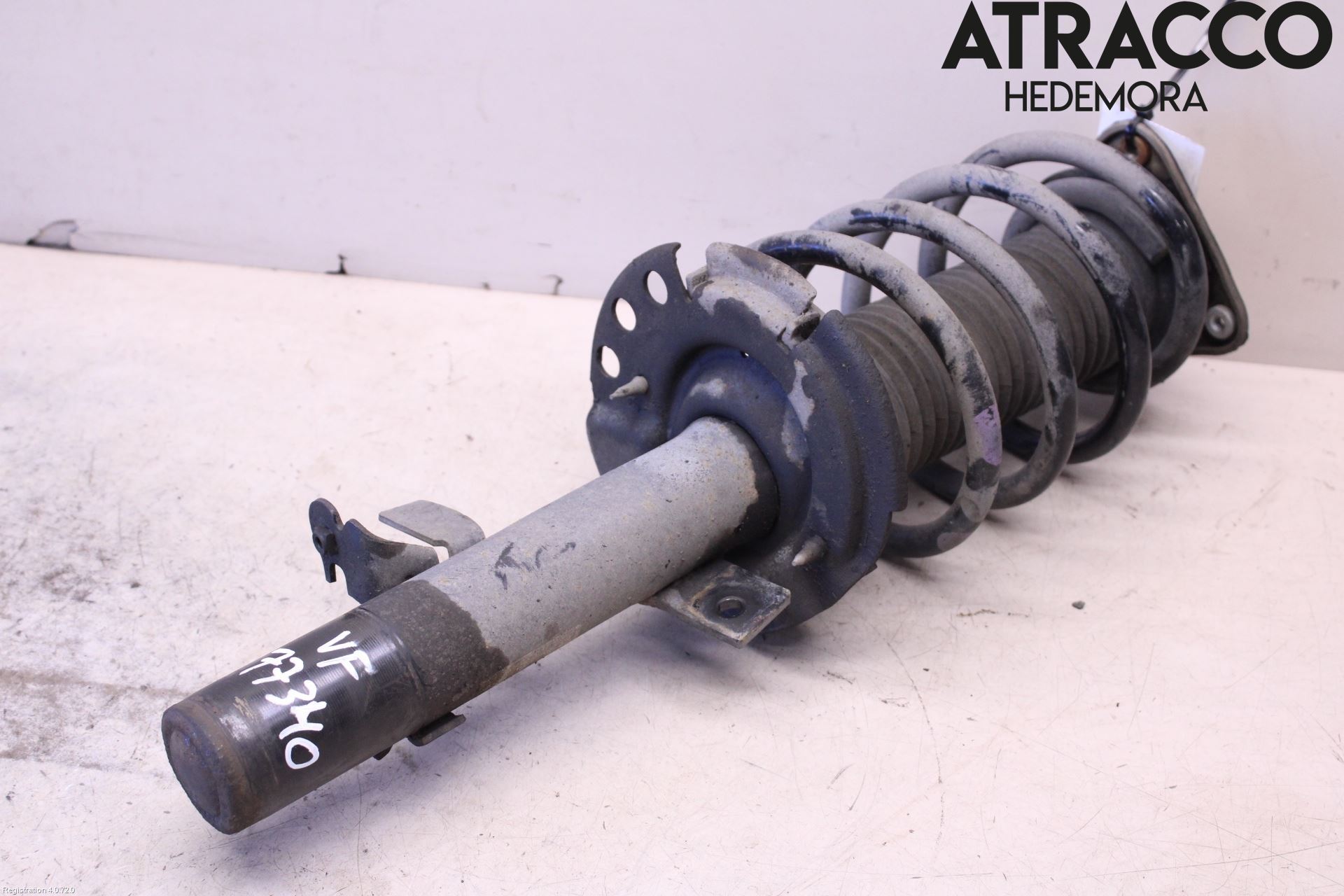 Ford TRANSIT/TOURNEO CONNECT 13-22 Fjäderben Fram Vänster