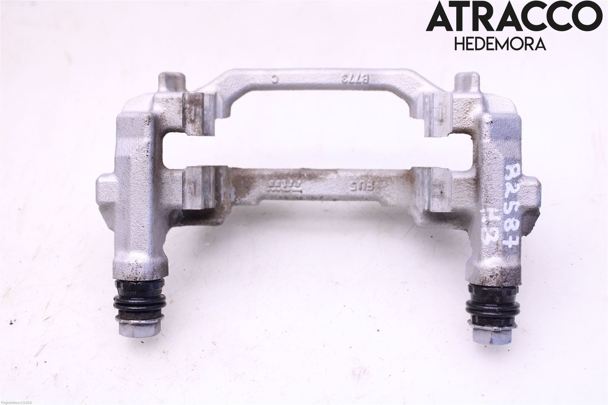 Toyota YARIS XP21 20- Bromsokshållare