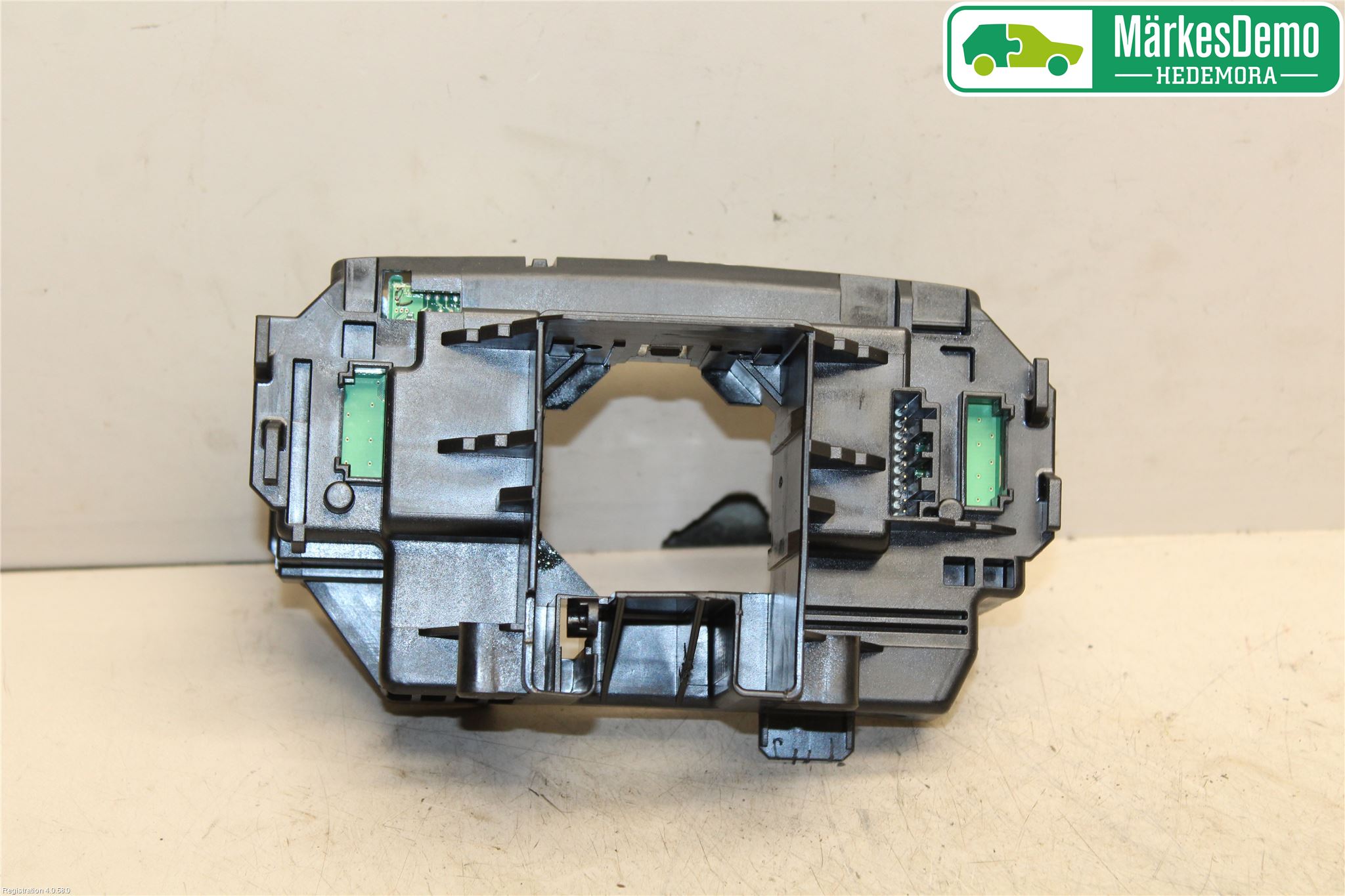 Volvo XC60 14-17 Spakcentral