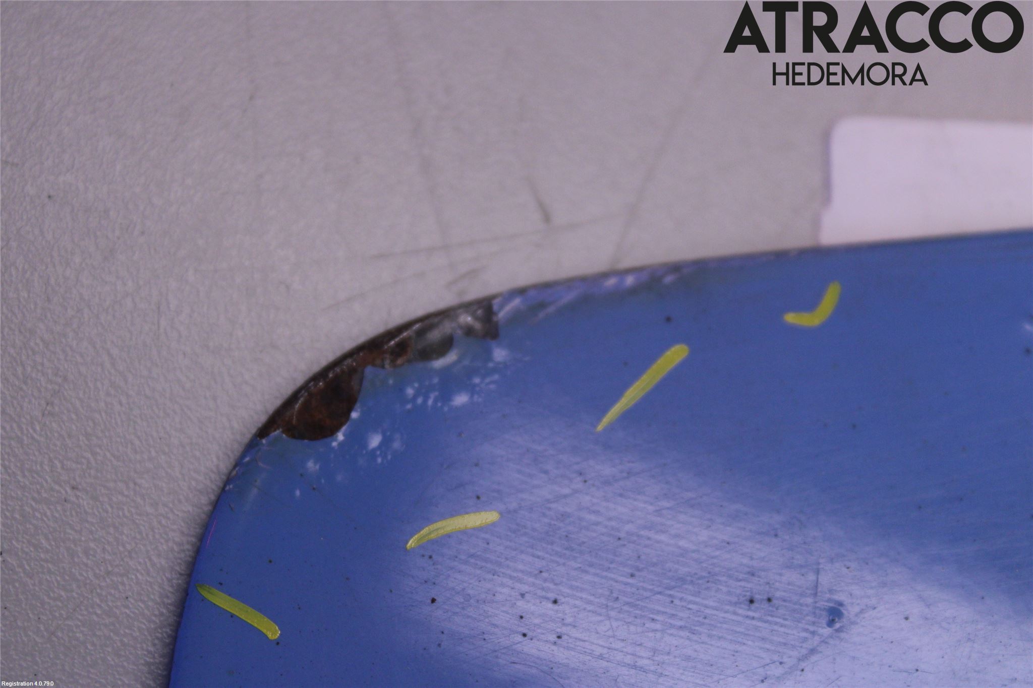 Volkswagen VW CADDY      04-10 Tanklucka