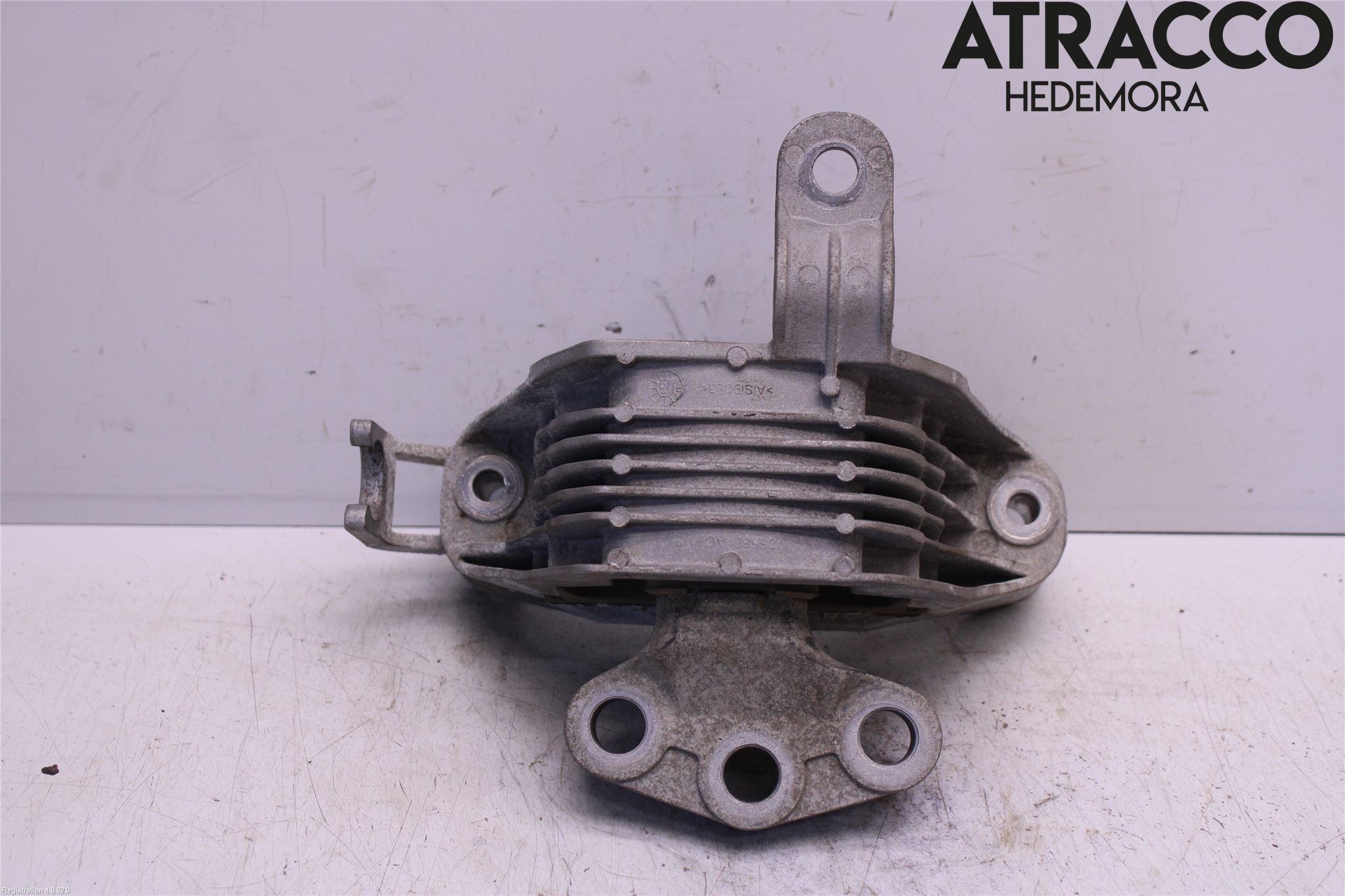 Opel ASTRA J 10-15 Motorfäste