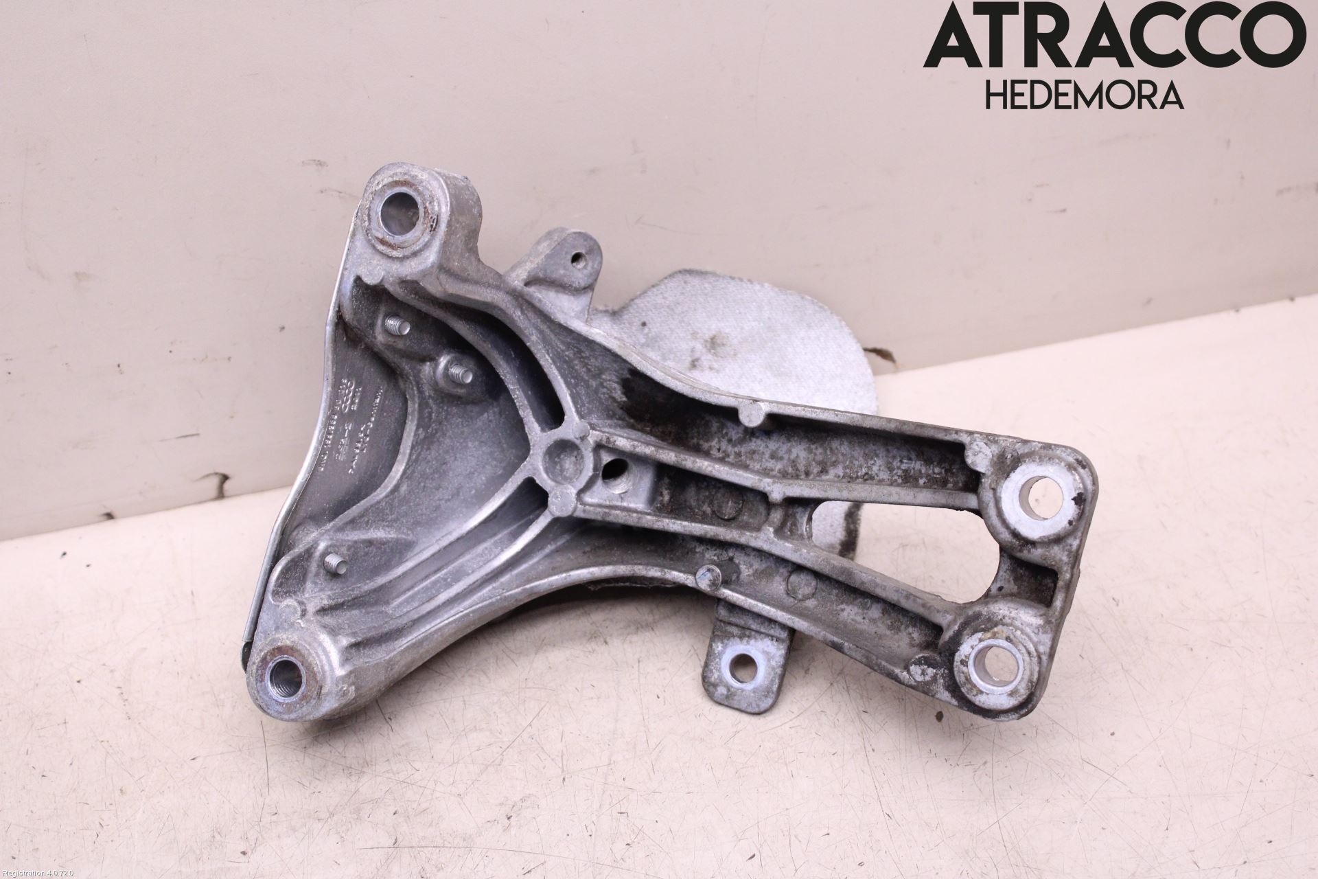 Audi A7/S7 4G 11-17 Motorfäste