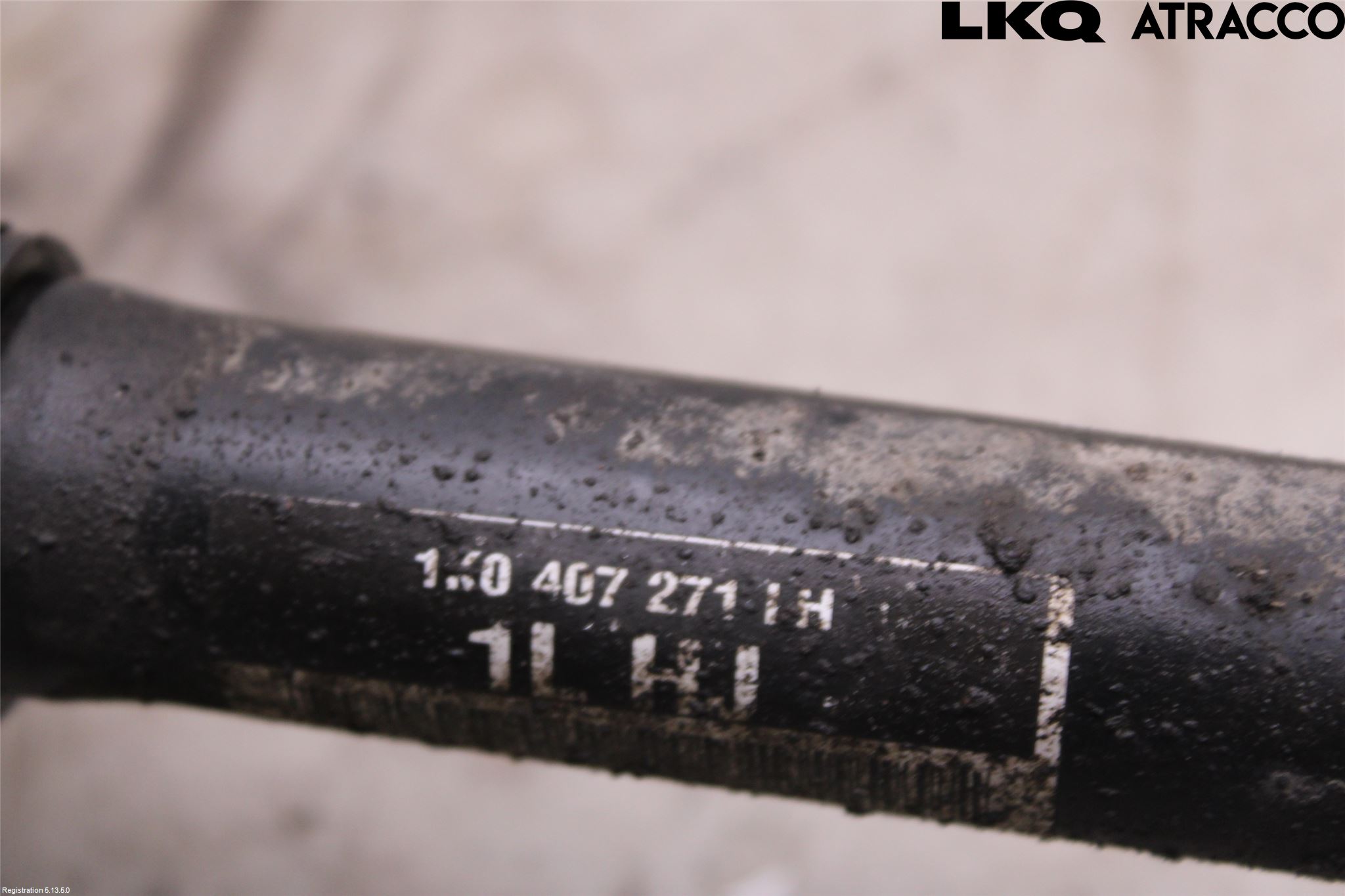 Volkswagen VW PASSAT 11-14 Drivaxel Fram Vänster
