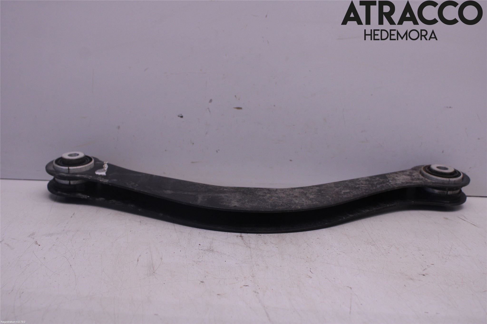 Audi A4/S4 B9 16-19 Bärarm Bak Övre Höger