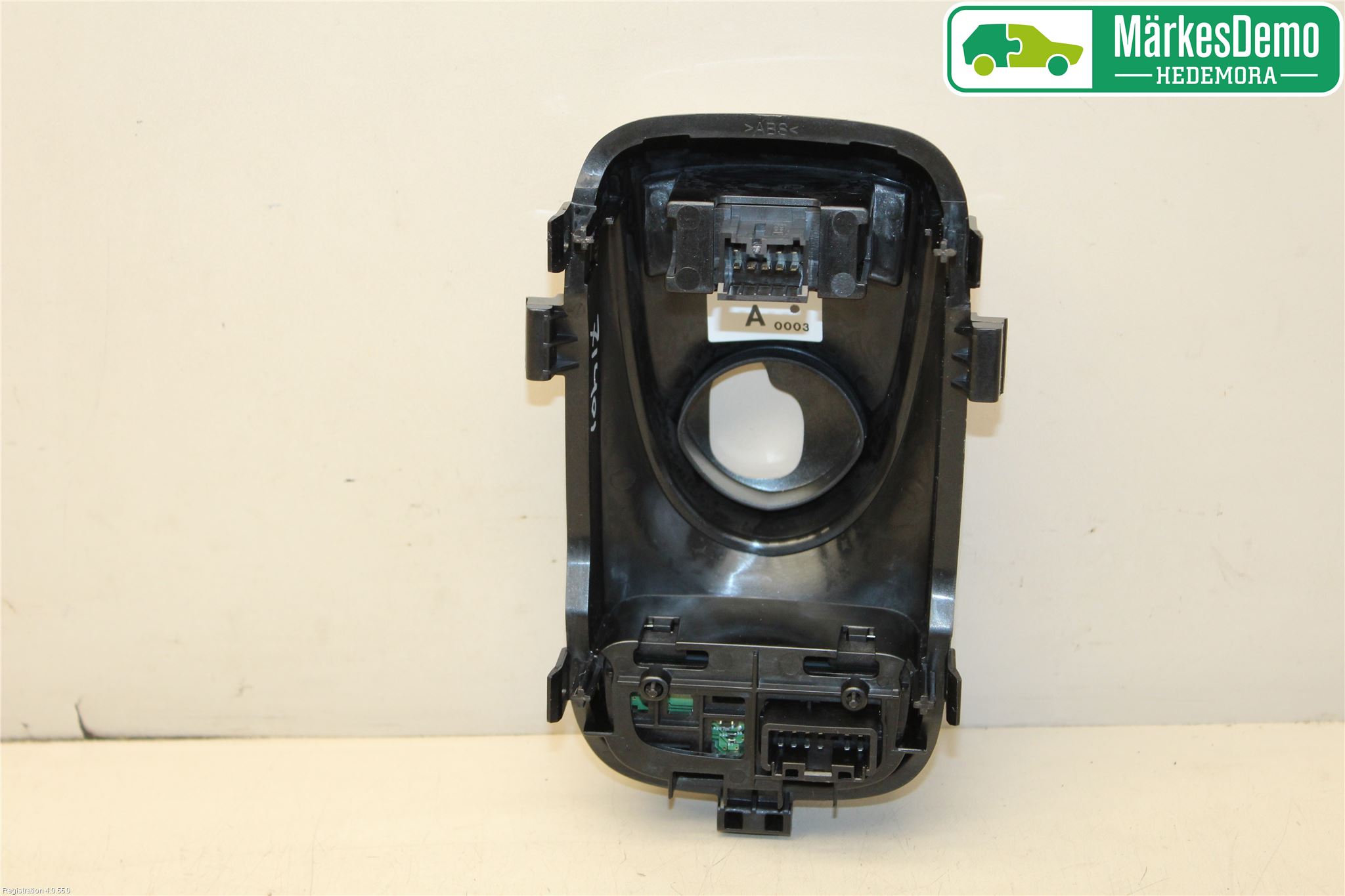 Mitsubishi OUTLANDER 13-21 Inredning Sarg Växelspak