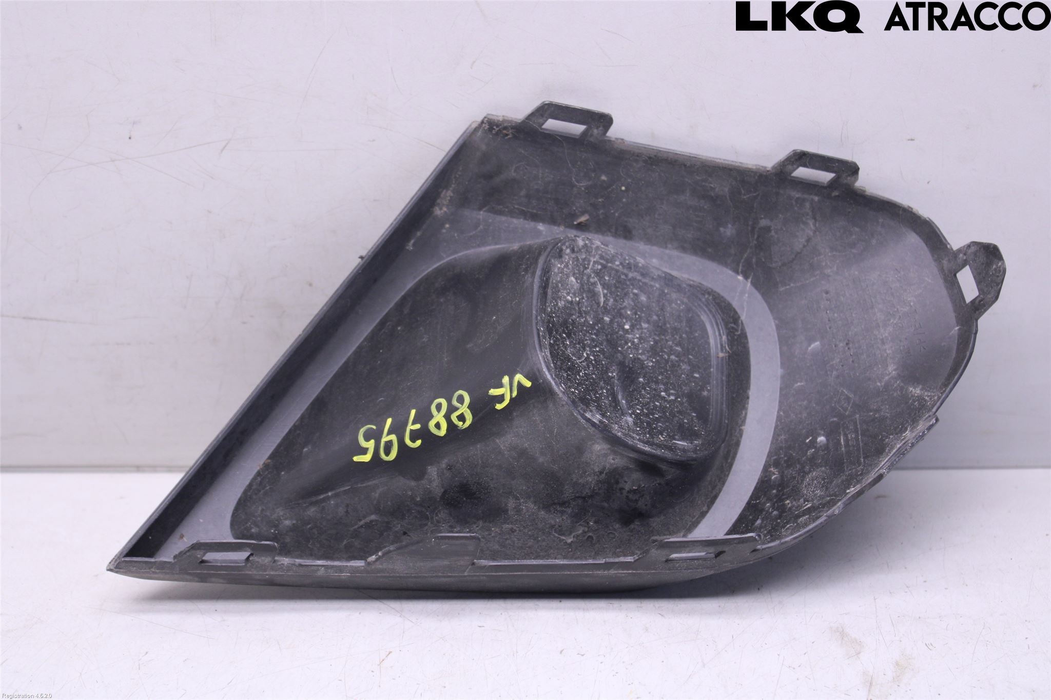 Dacia DUSTER 18-24 Dimljussarg Fram