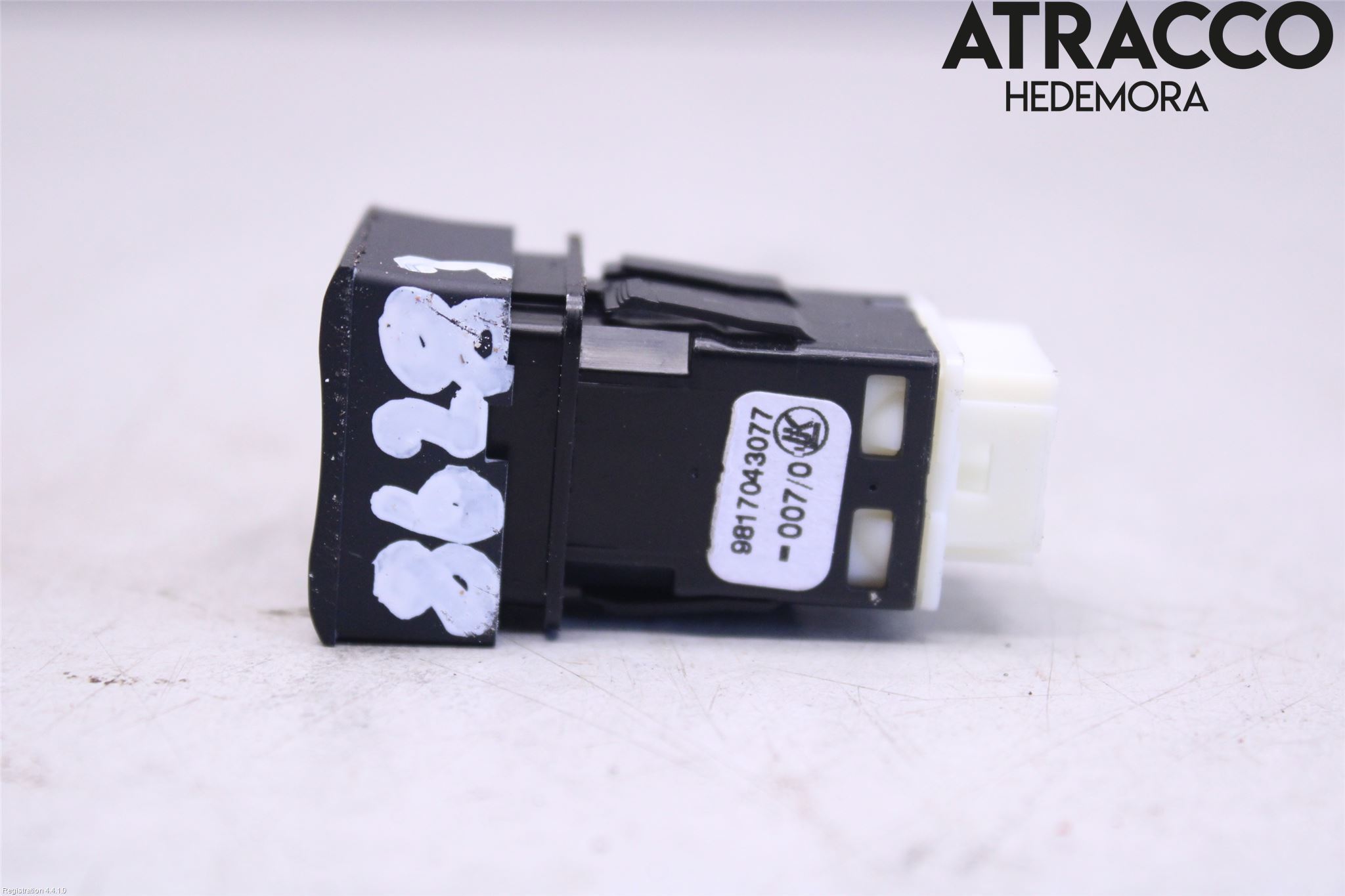 Peugeot PARTNER/E-PARTNER 19- Strömställare Varnings