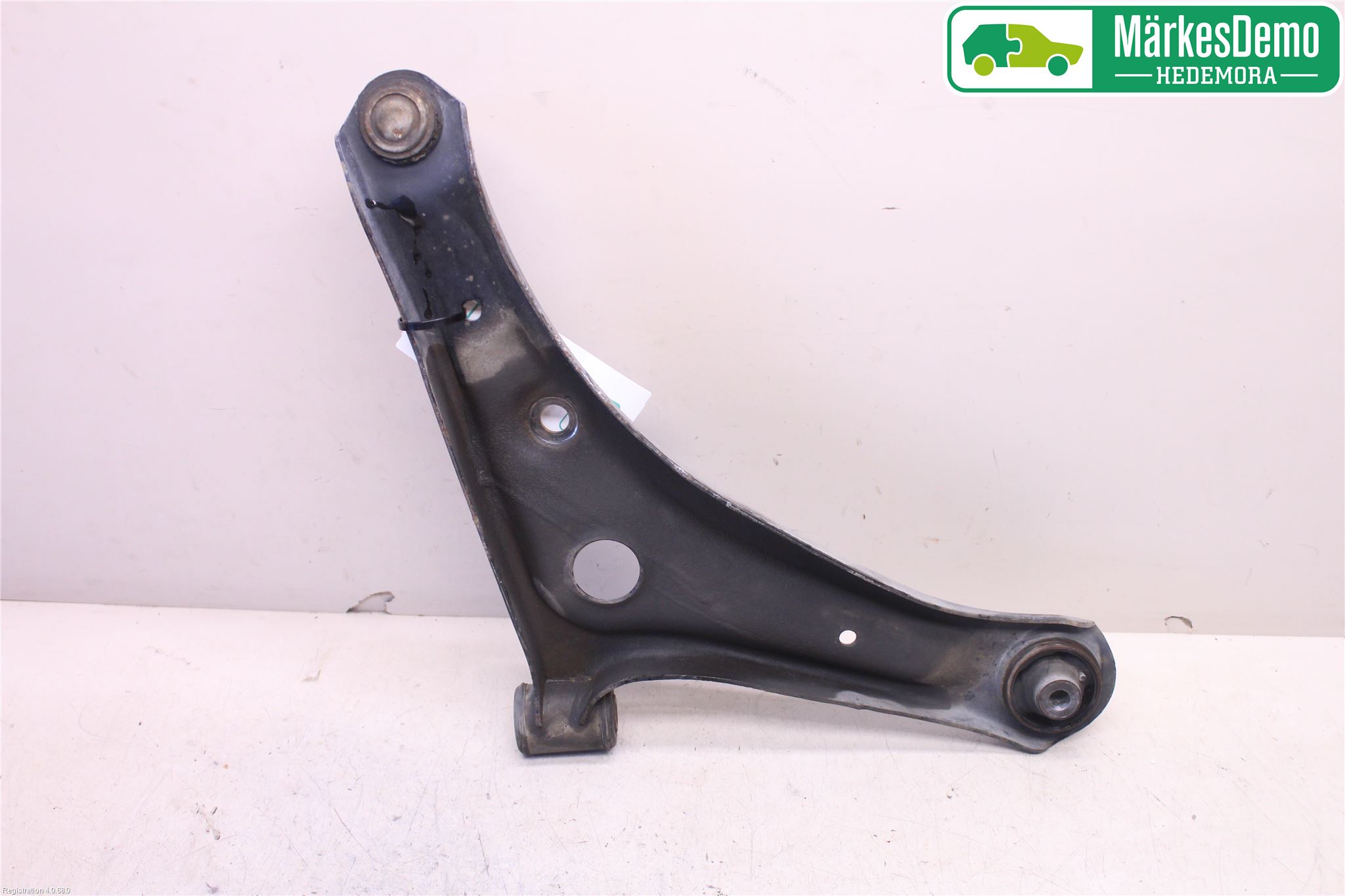 Mitsubishi SPACE STAR 13- Bärarm Fram Undre Vä