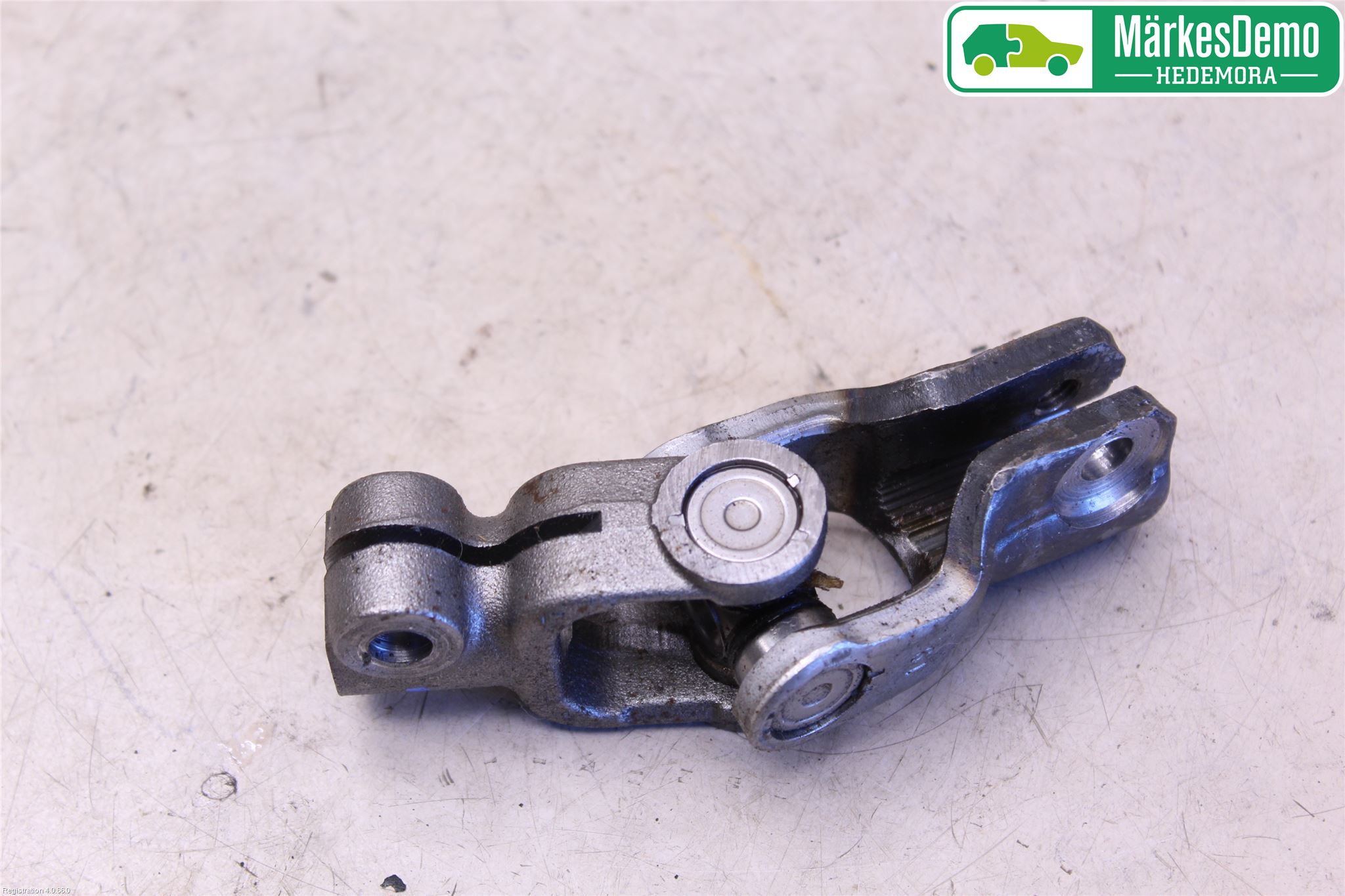 Toyota AYGO 06-14 Rattaxelknut