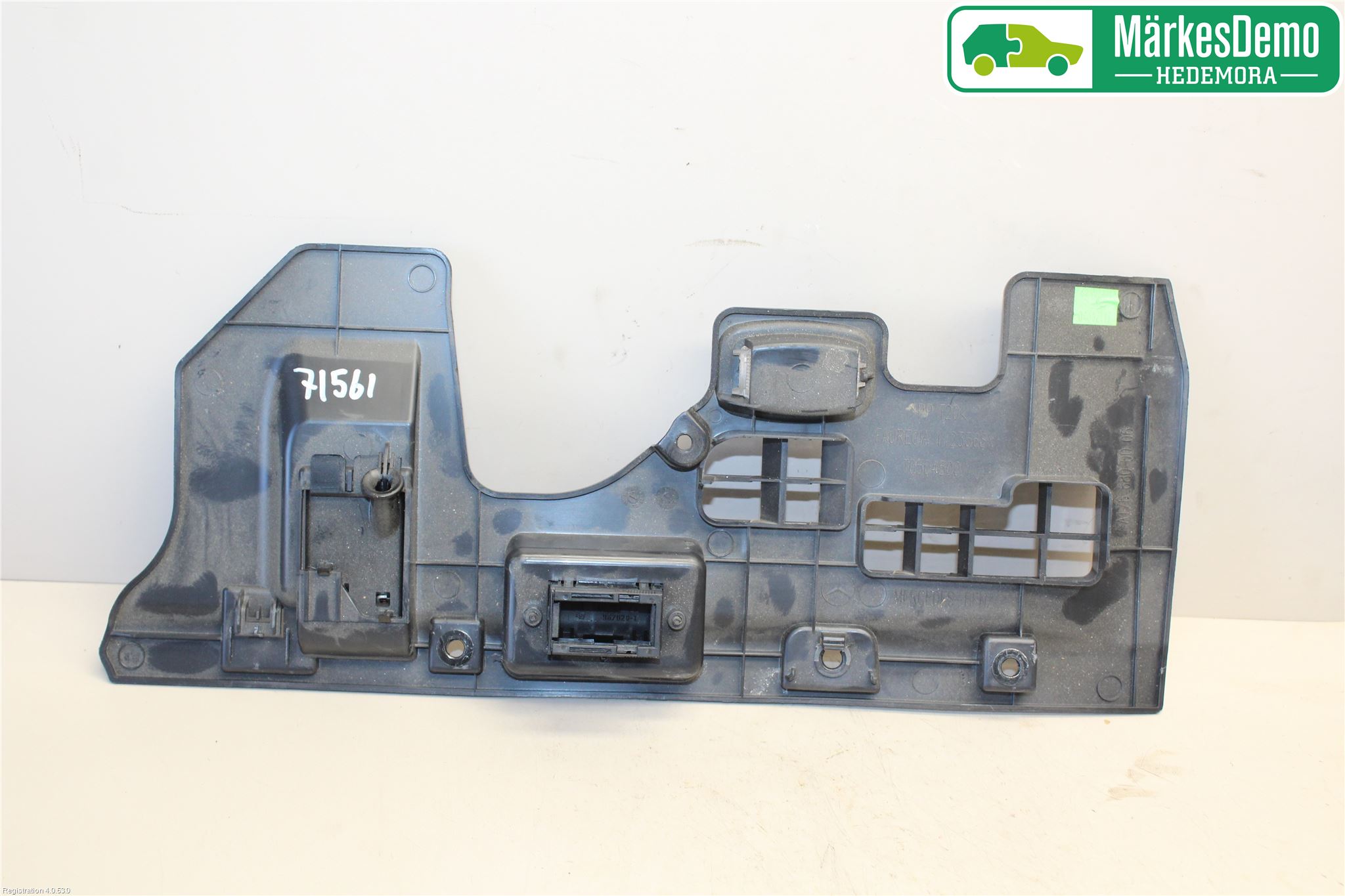 Mercedes-Benz MB A-KLASS (W176) 13-18 Instrumentbräda Sparkskydd
