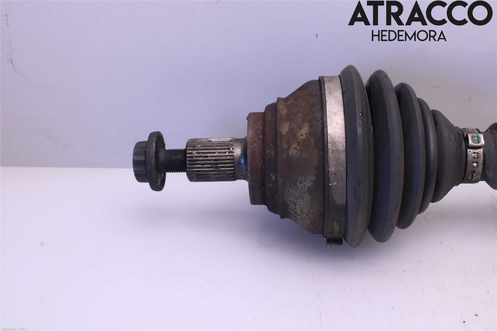 Volkswagen VW GOLF VI 09-13 Drivaxel Fram Höger