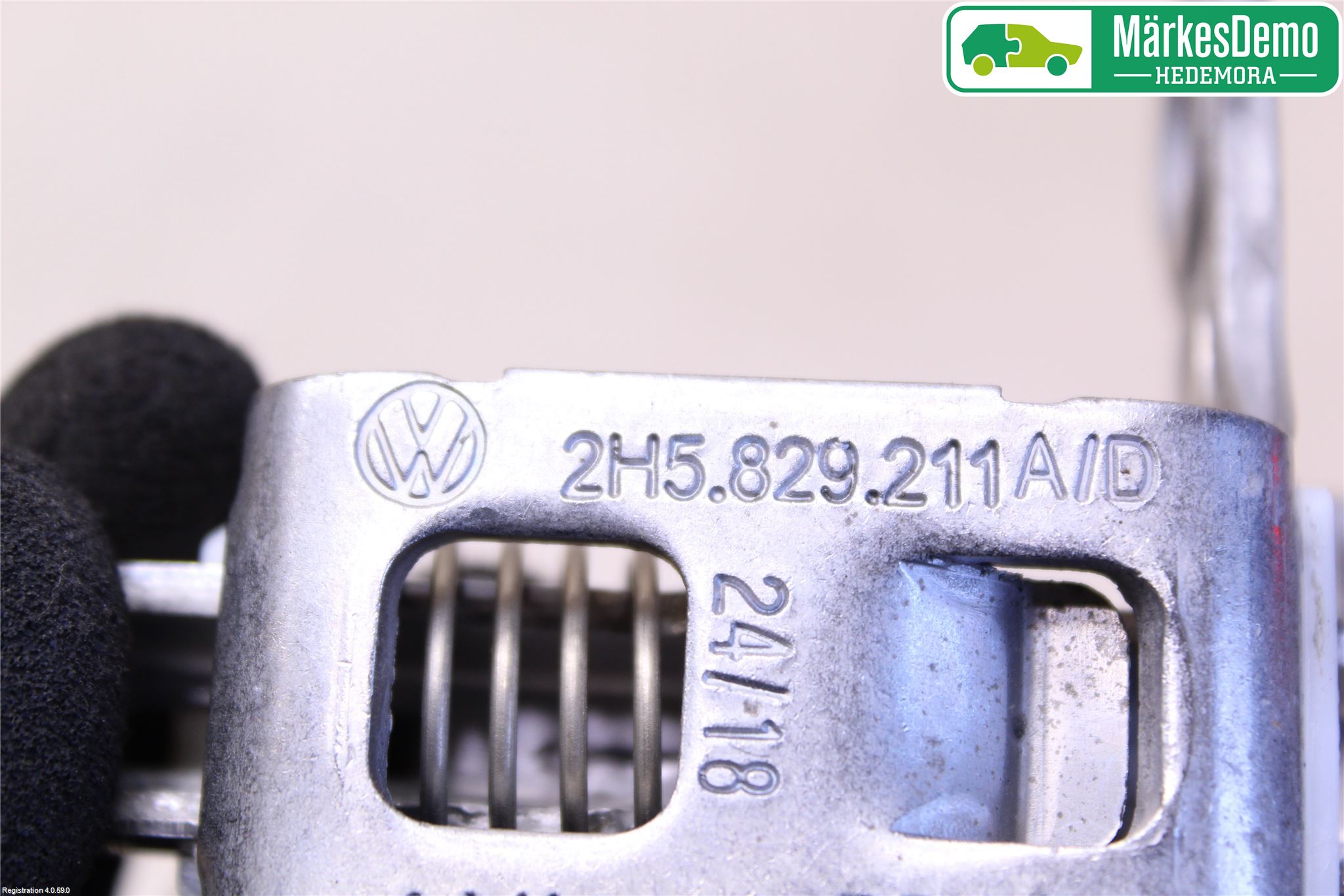 Volkswagen VW AMAROK 2H 10-22 Lås-Bakluckelås