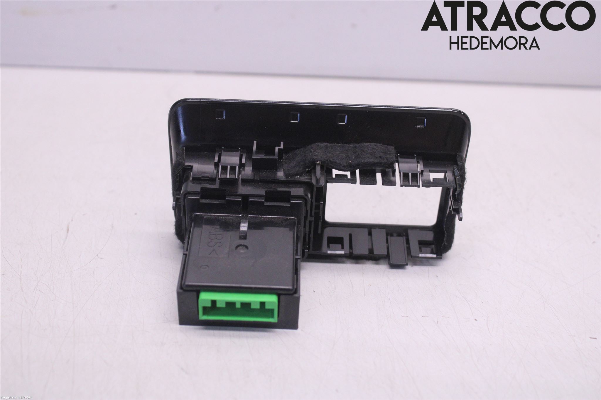 Jaguar XE (X760) 15-24 Strömställare Dimmer