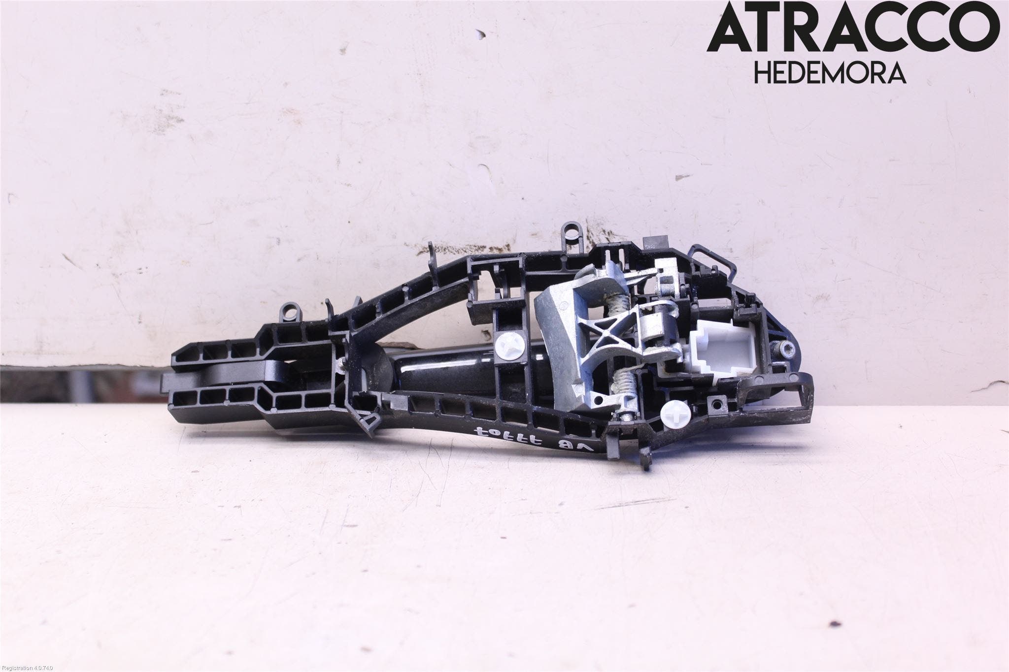 BMW 1 F20/F21 11-19 Dörrhandtag Yttre Vä